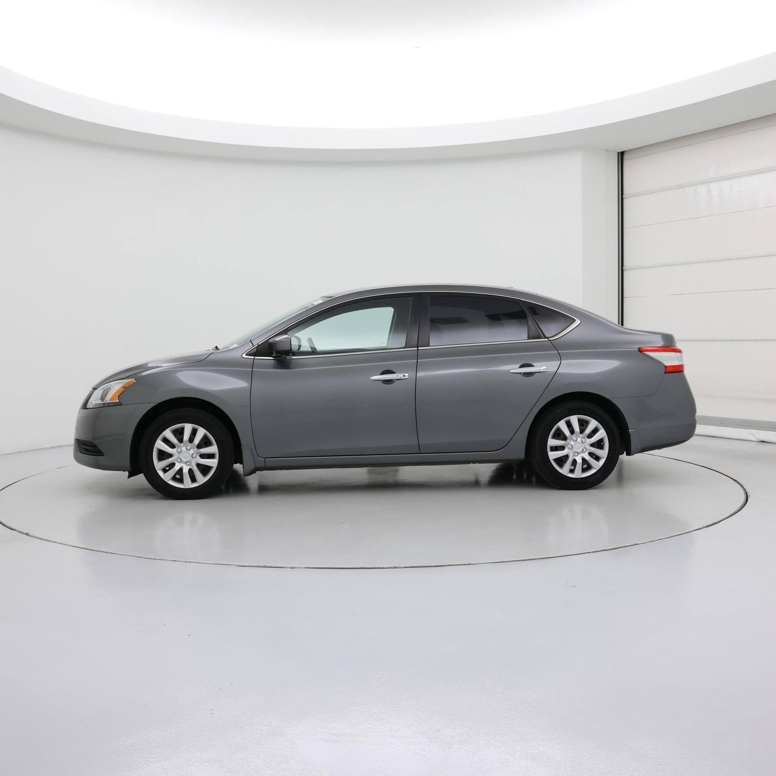 Thumbnail: 2015 Nissan Sentra - 3