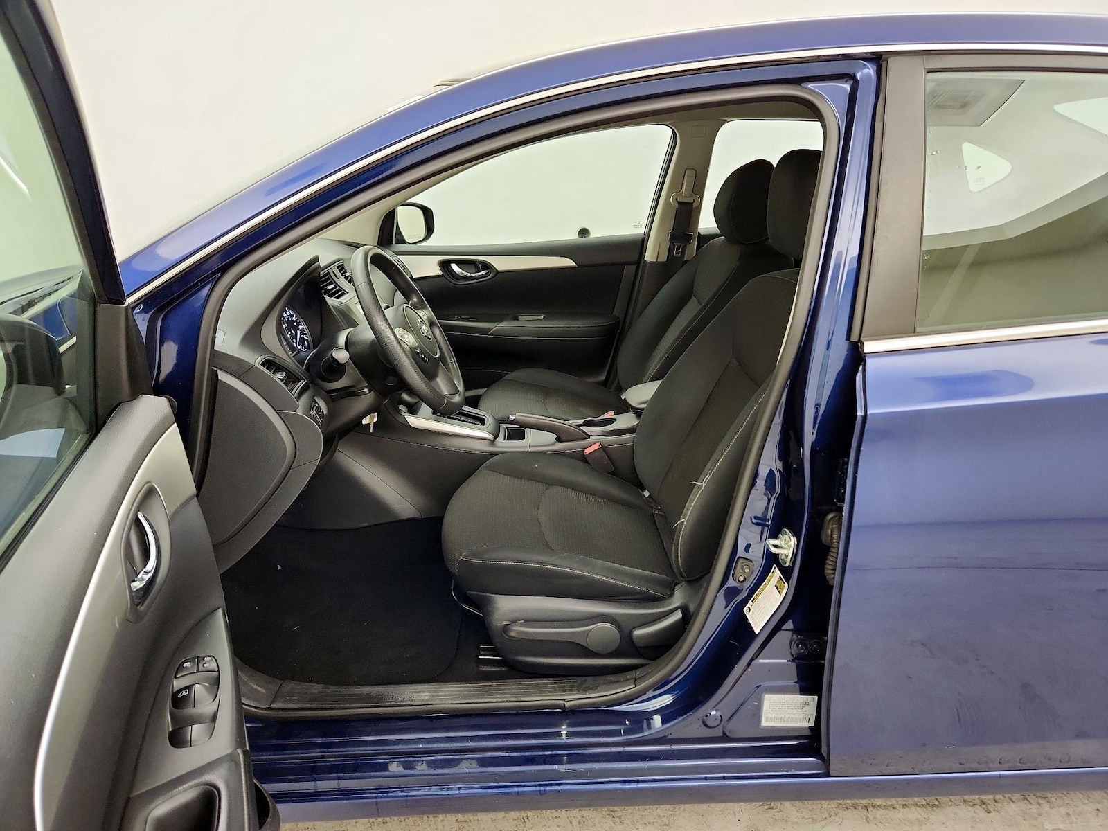 2019 Nissan Sentra S - Photo 12