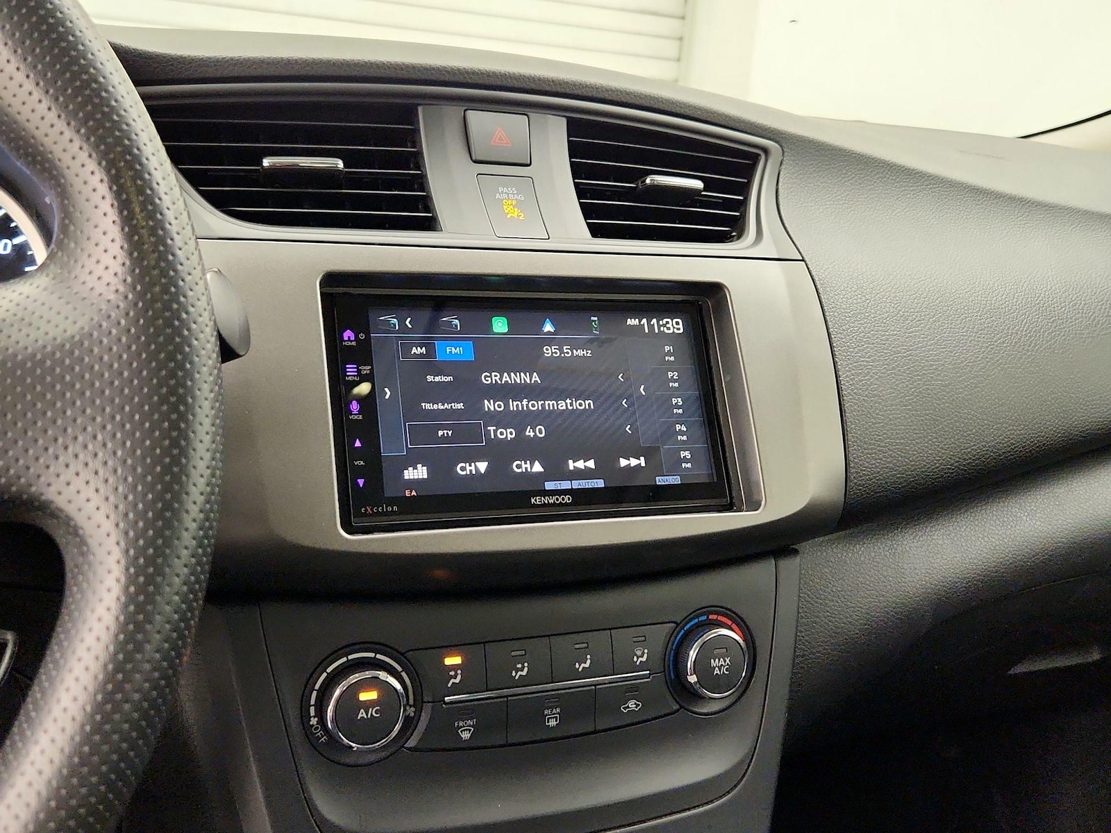 2019 Nissan Sentra S - Photo 16