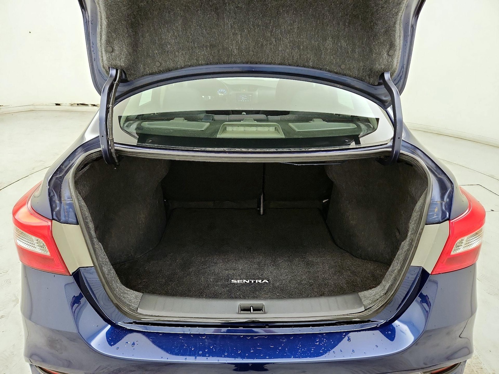 2019 Nissan Sentra S - Photo 21