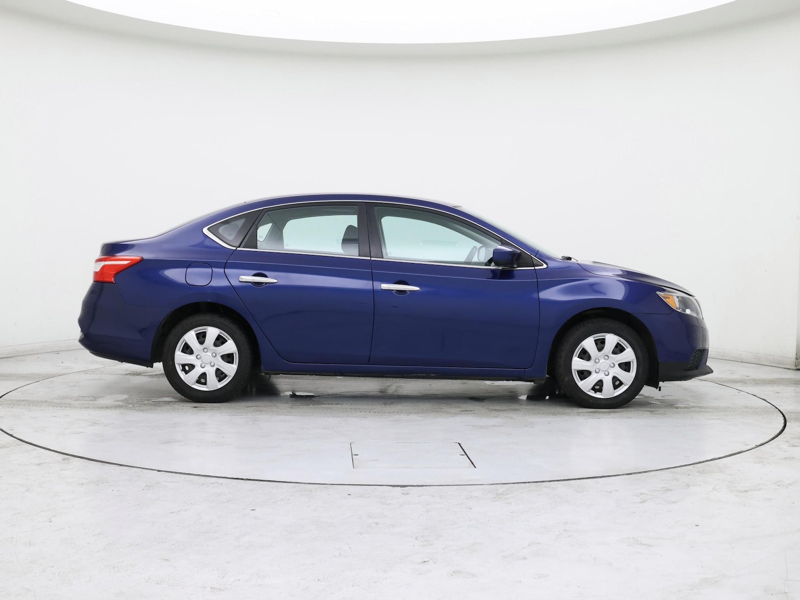 2019 Nissan Sentra S - Photo 8