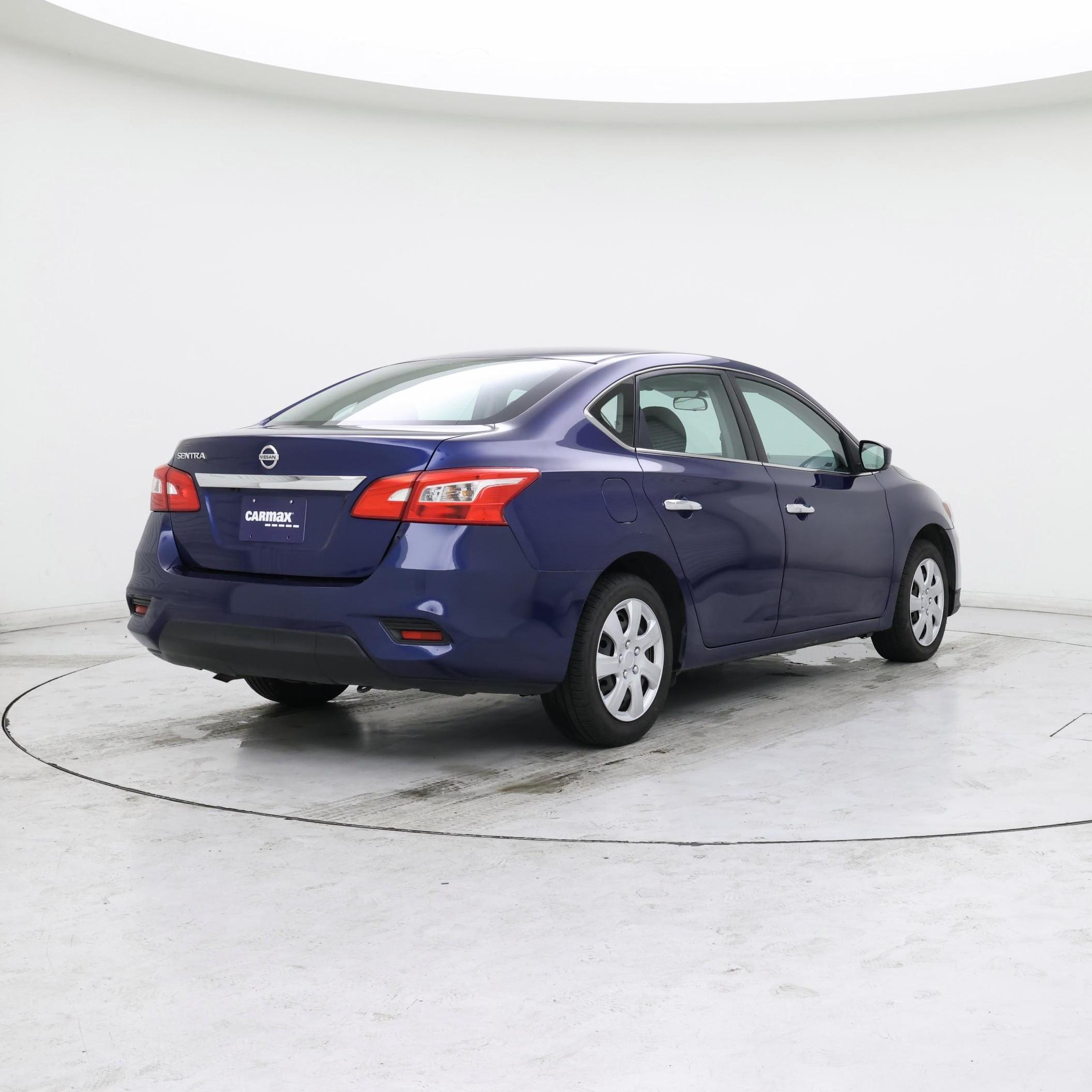 Thumbnail: 2019 Nissan Sentra - 8