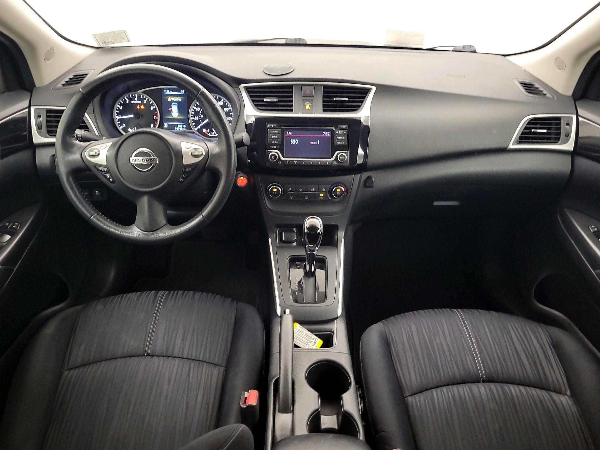 Thumbnail: 2017 Nissan Sentra - 9