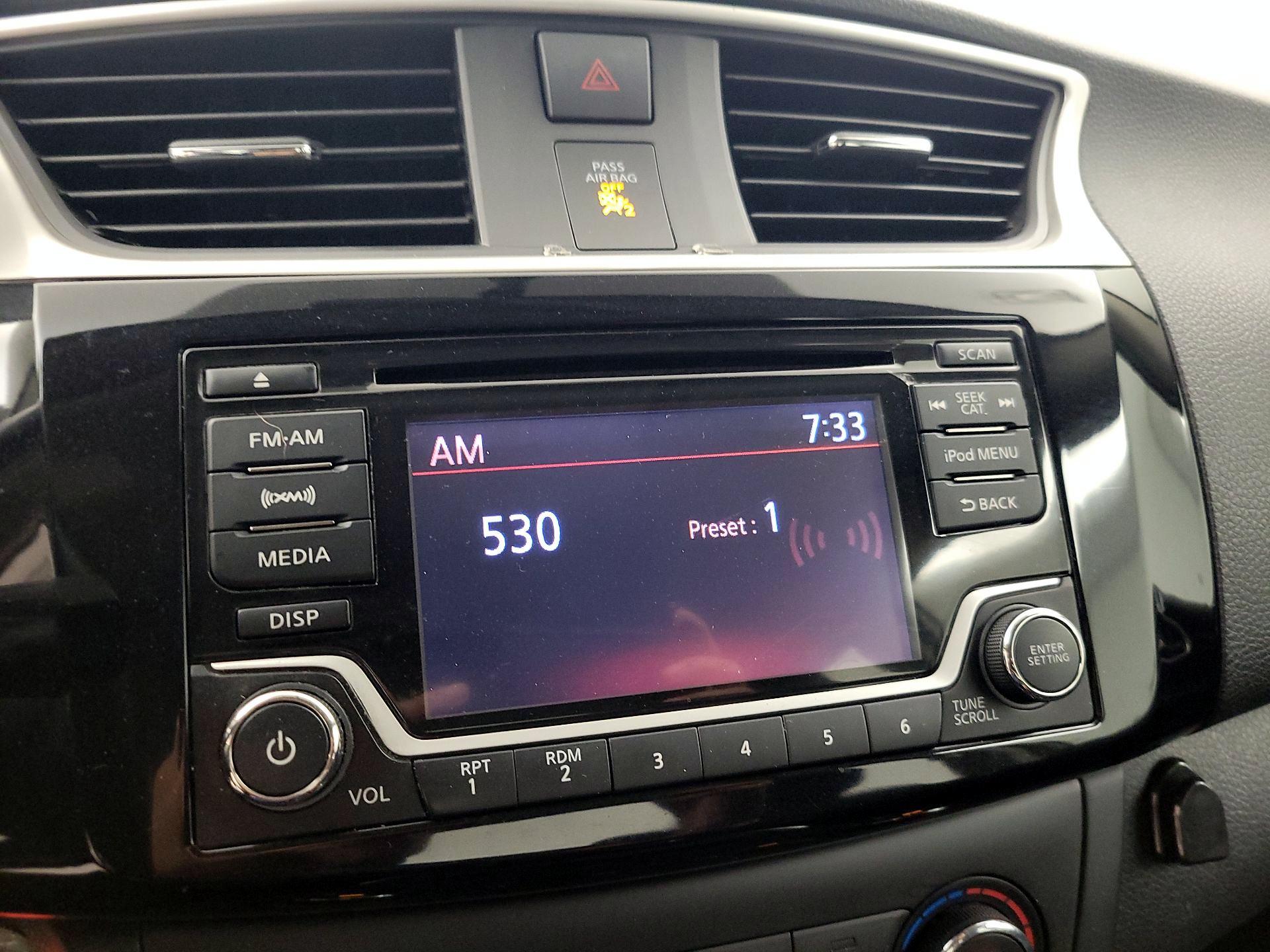 Thumbnail: 2017 Nissan Sentra - 15