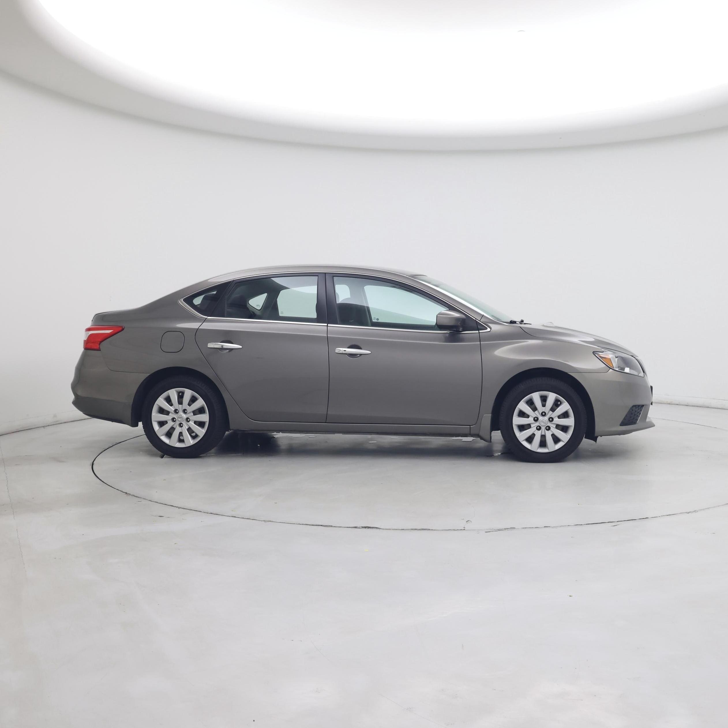Thumbnail: 2017 Nissan Sentra - 7