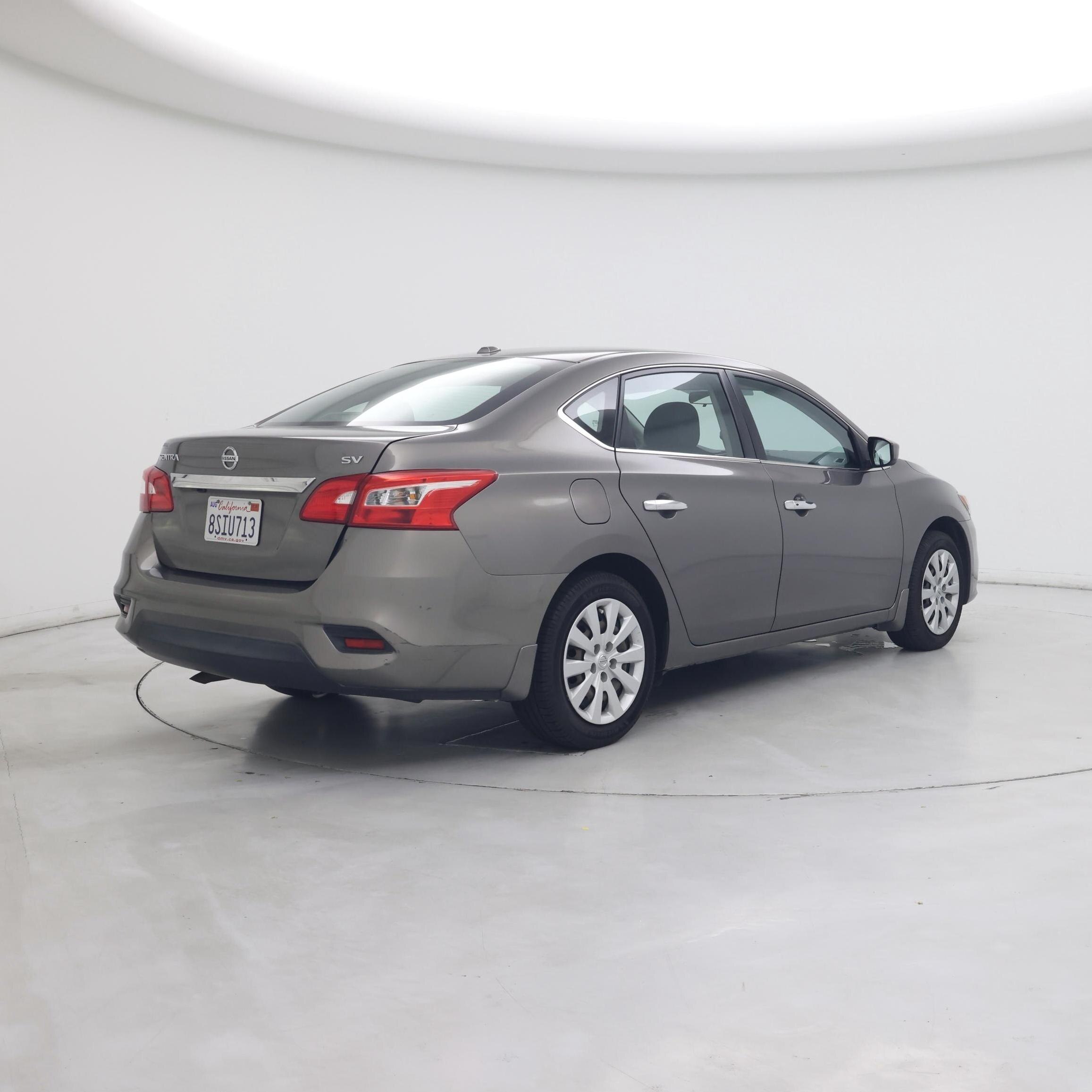 Thumbnail: 2017 Nissan Sentra - 8