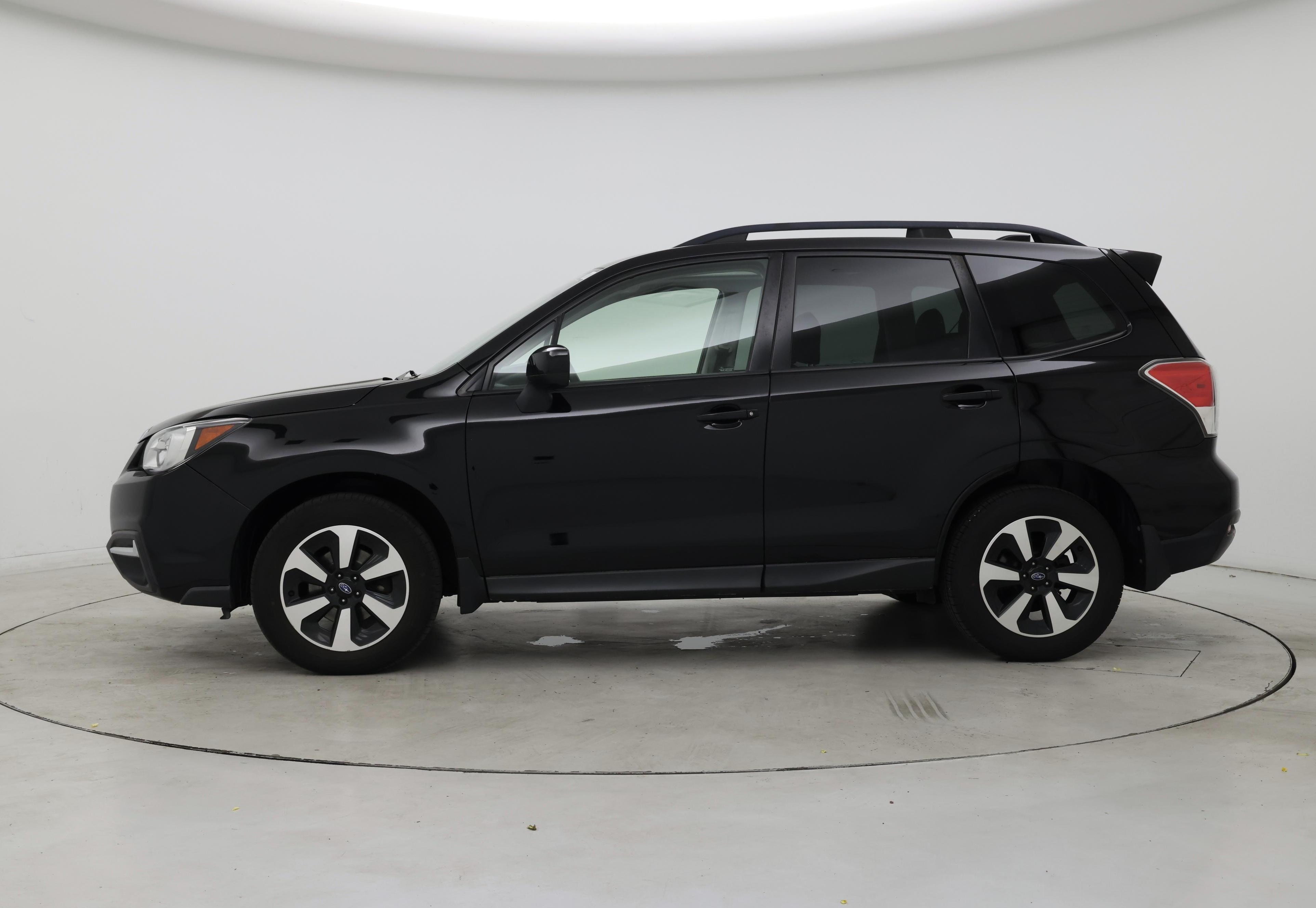 Thumbnail: 2018 Subaru Forester - 3