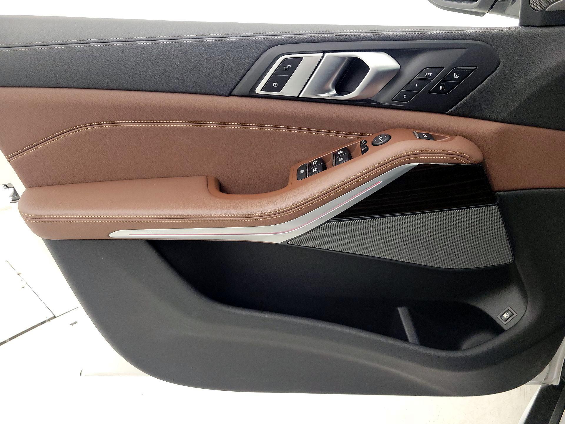 Thumbnail: 2021 BMW X5 - 12