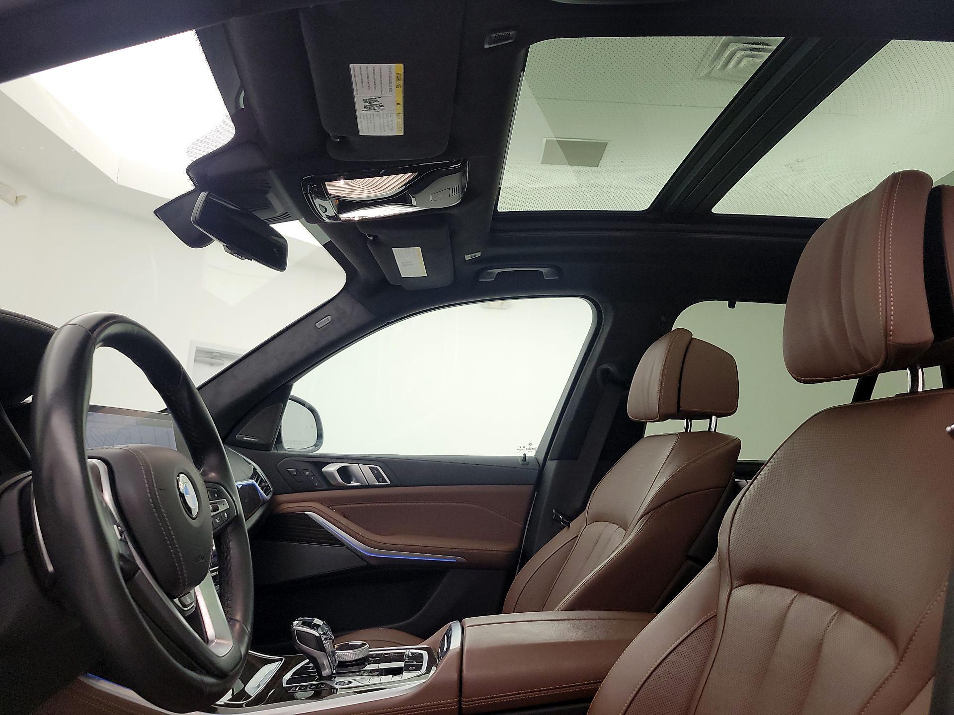 Thumbnail: 2021 BMW X5 - 20