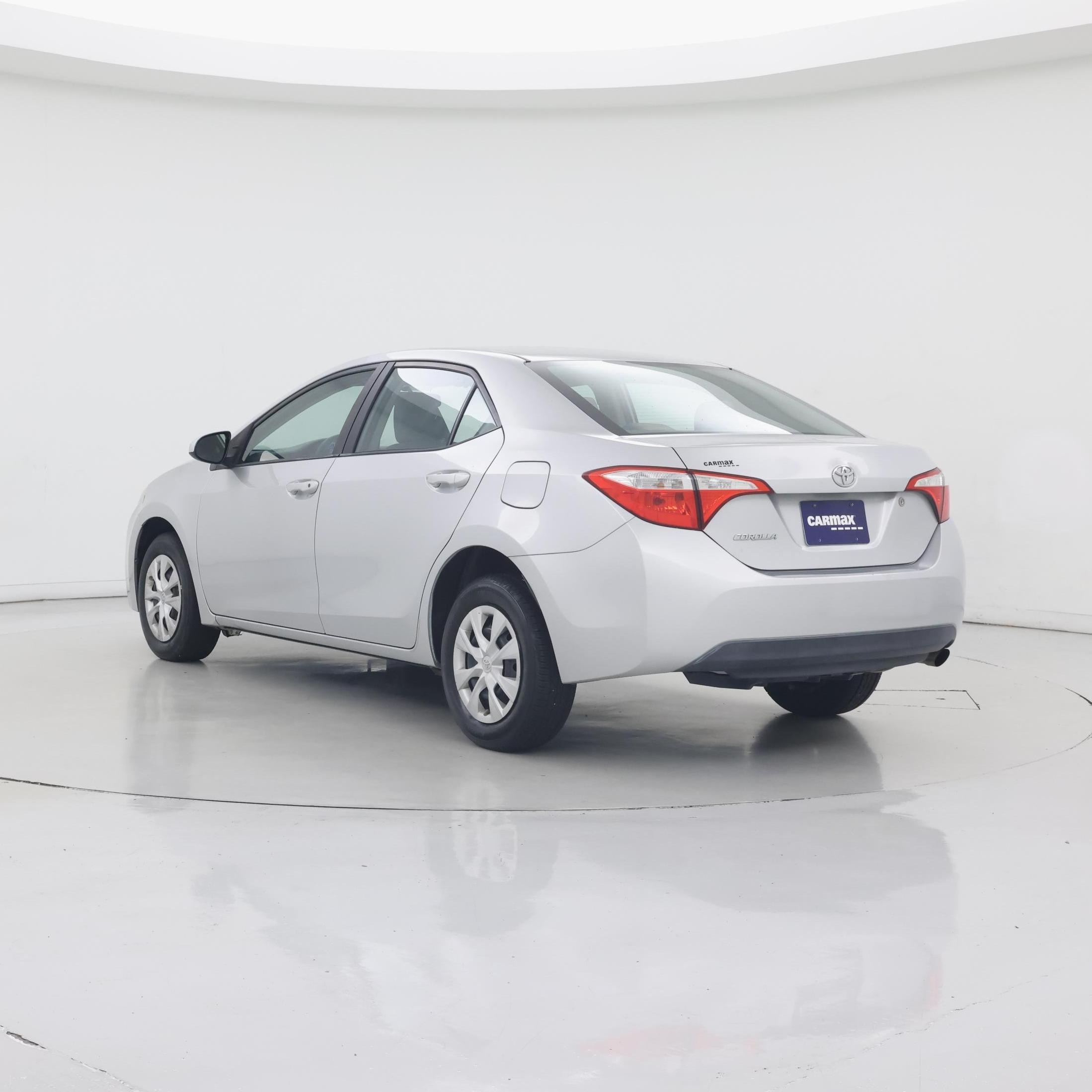 Thumbnail: 2015 Toyota Corolla - 2