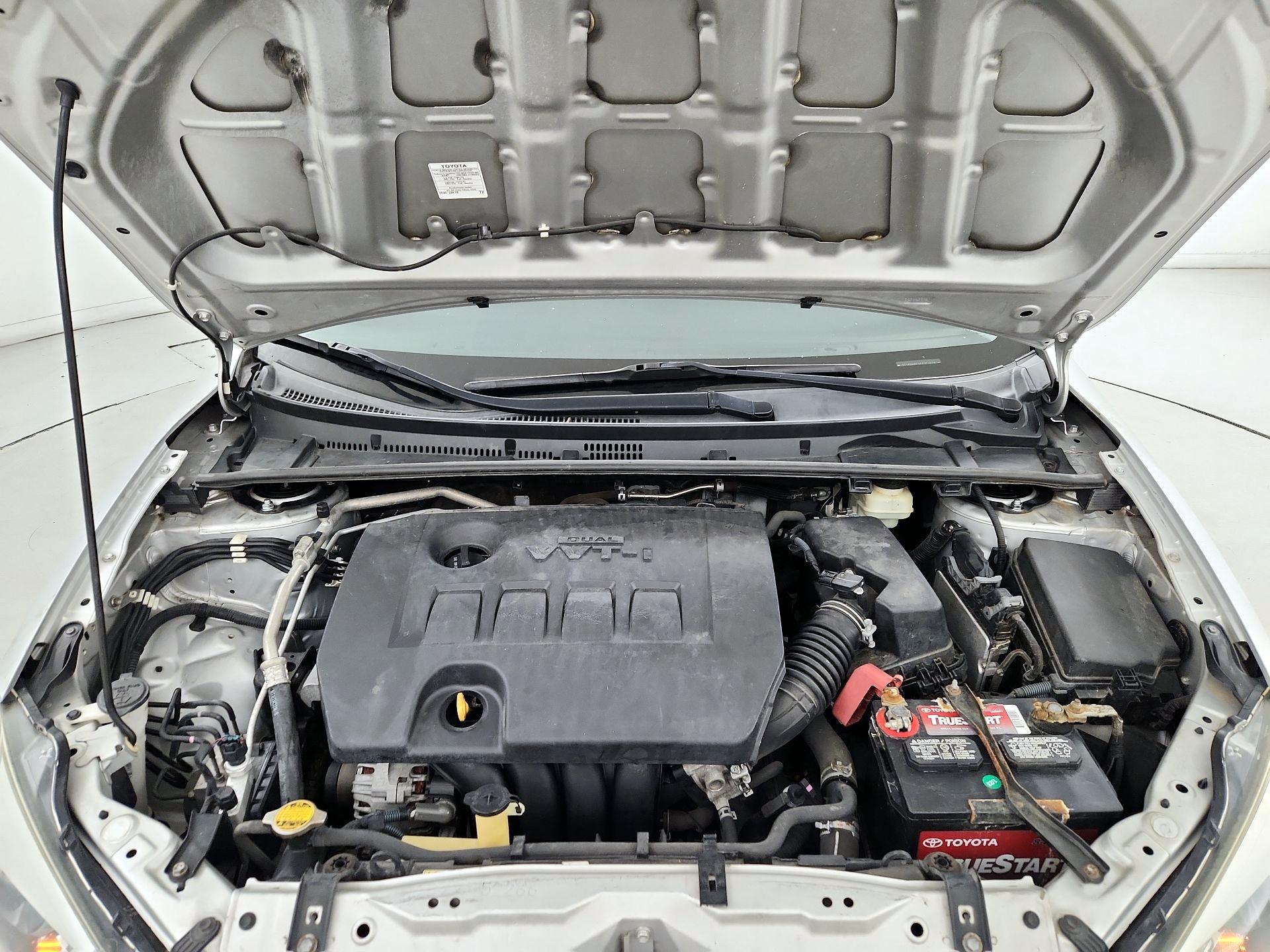 Thumbnail: 2015 Toyota Corolla - 20