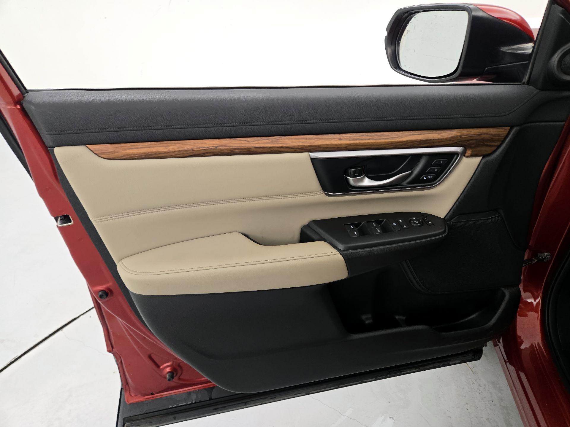 Thumbnail: 2018 Honda CR-V - 12