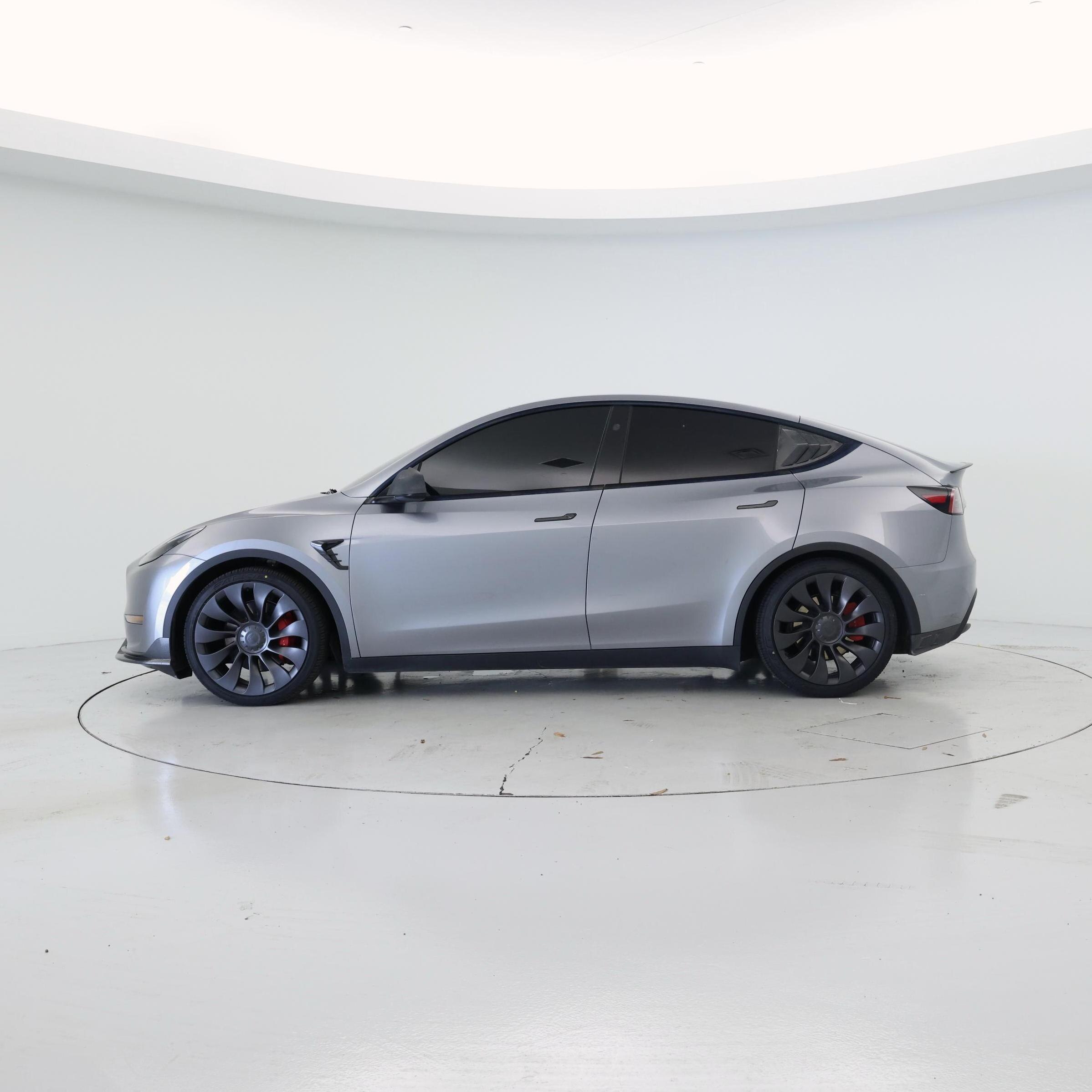 Thumbnail: 2024 Tesla Model Y - 3