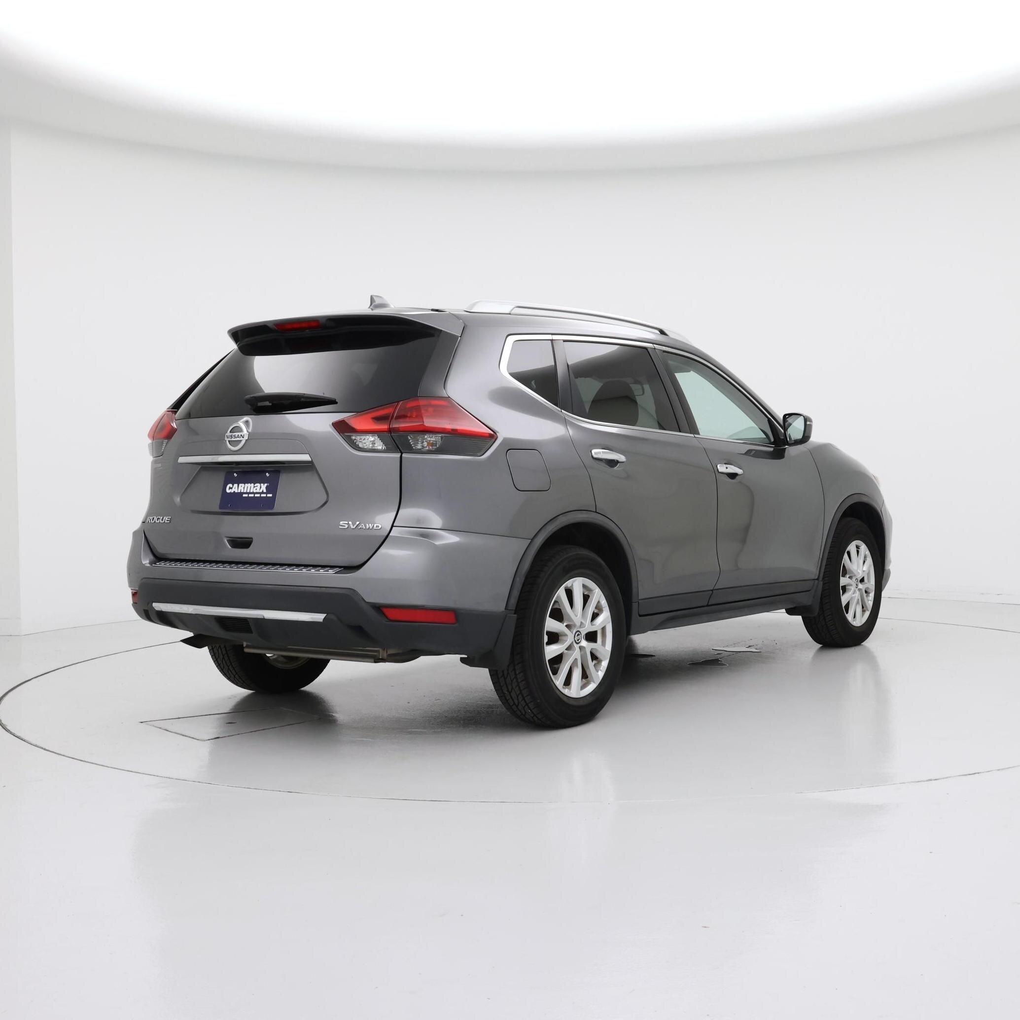 Thumbnail: 2017 Nissan Rogue - 8