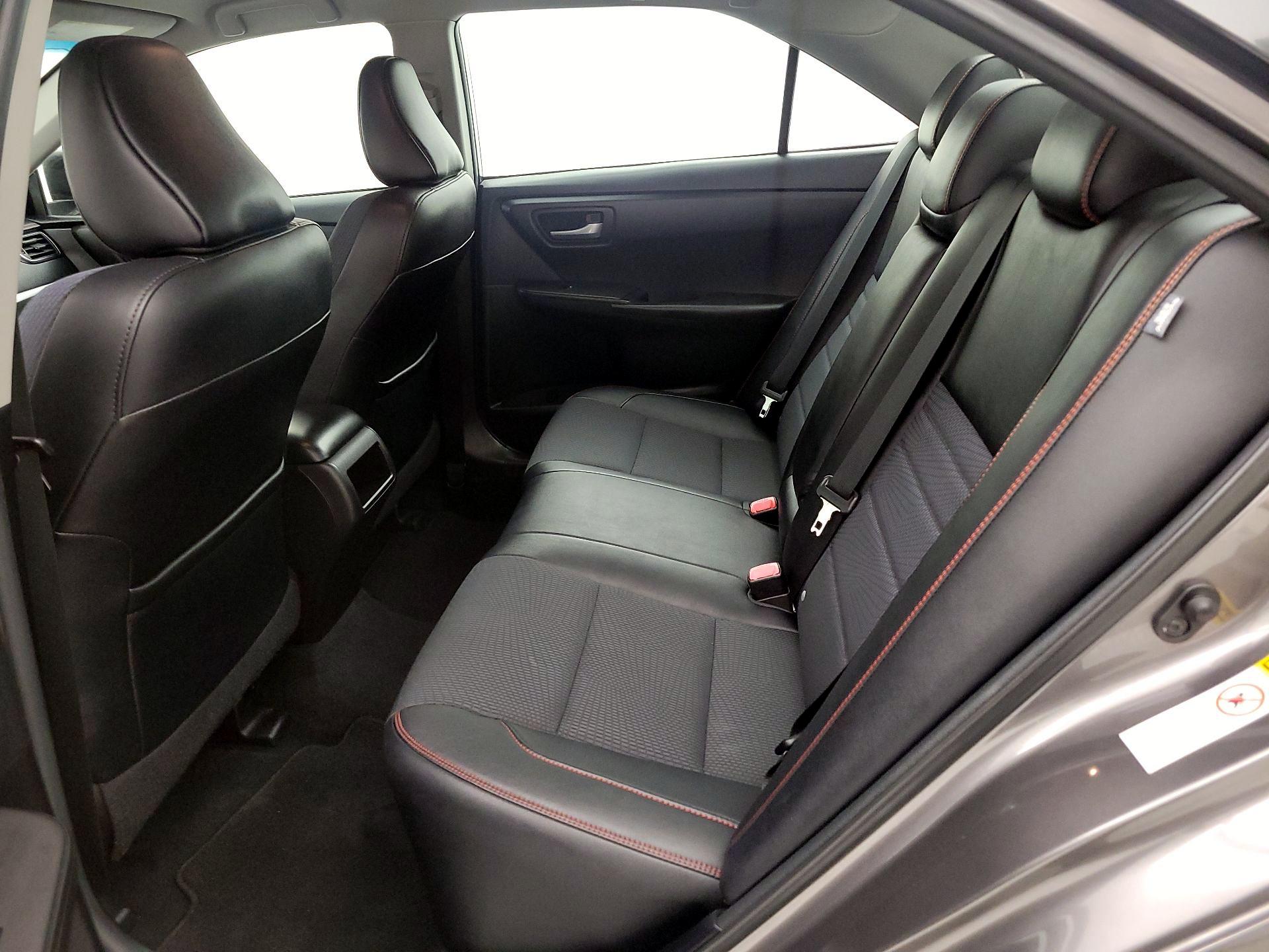 Thumbnail: 2017 Toyota Camry - 19