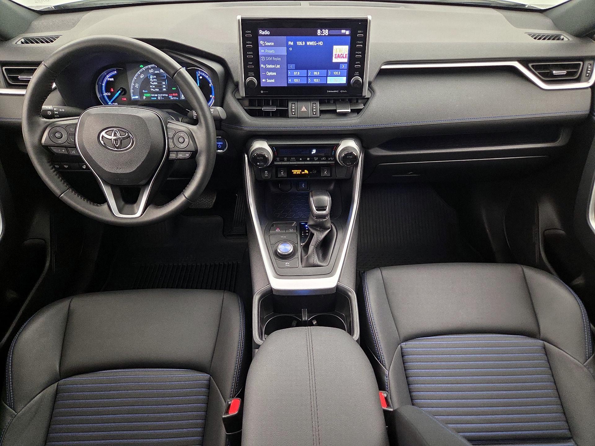 Thumbnail: 2022 Toyota RAV4 - 9