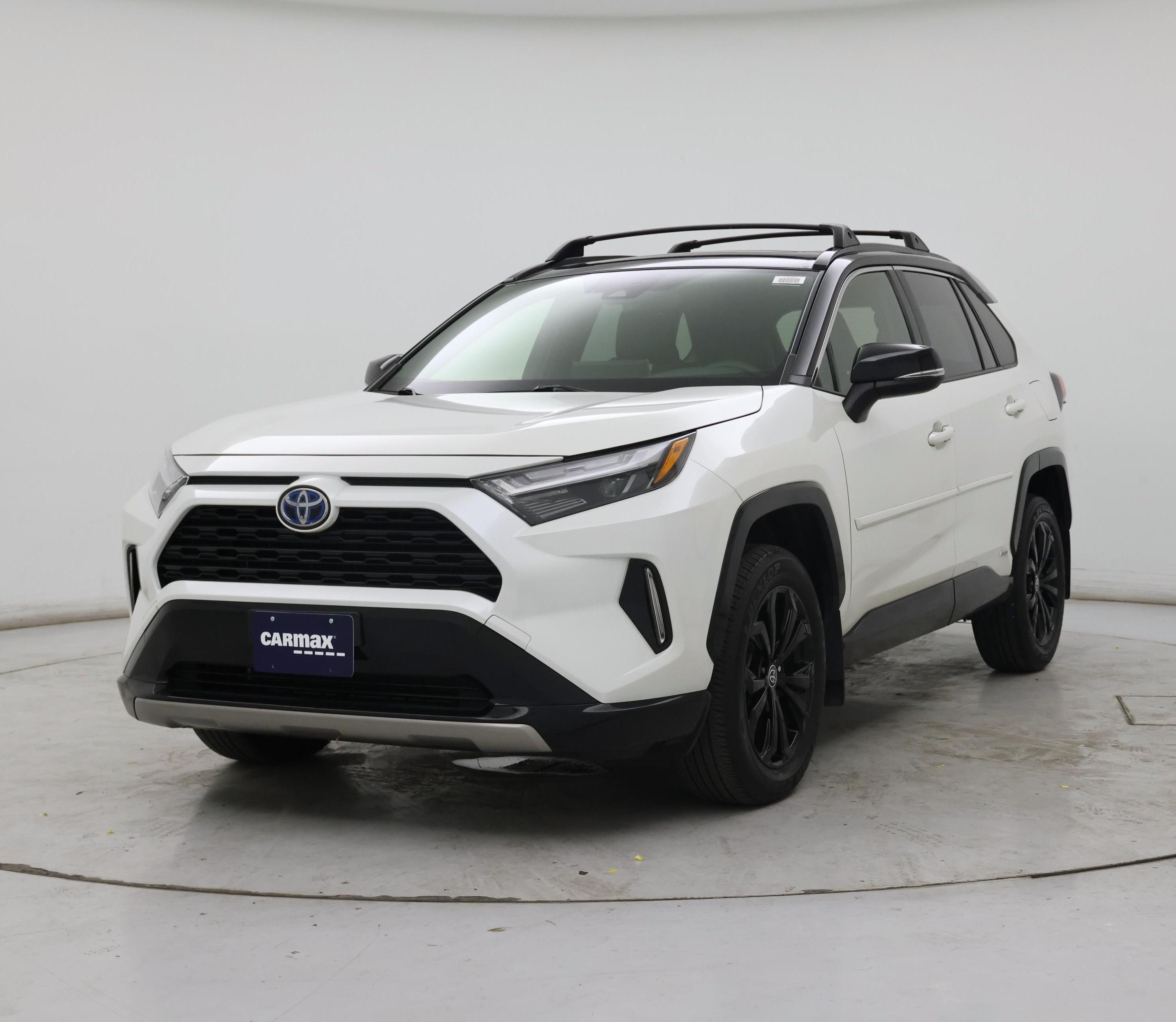 Thumbnail: 2022 Toyota RAV4 - 4