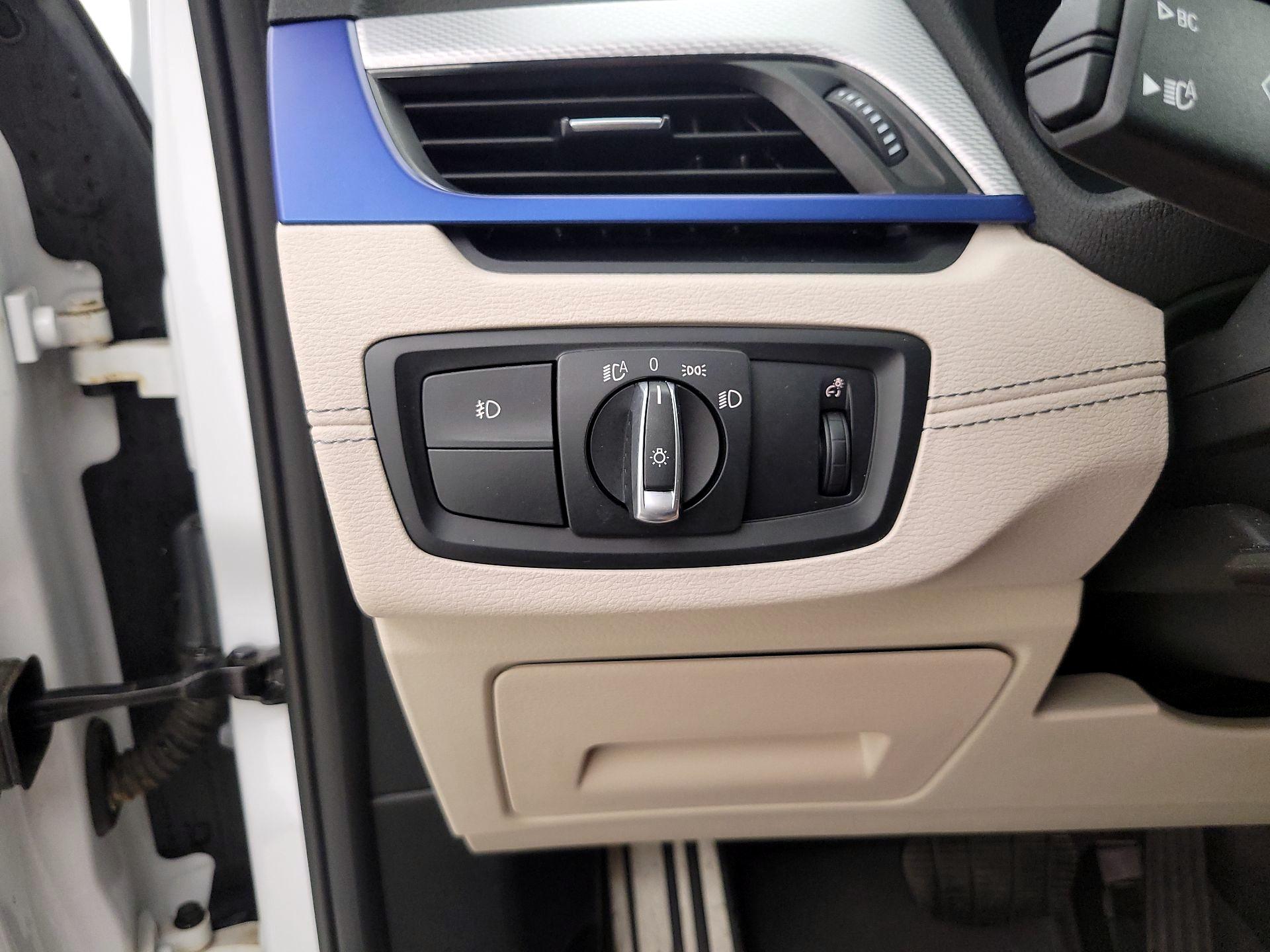 Thumbnail: 2022 BMW X1 - 13