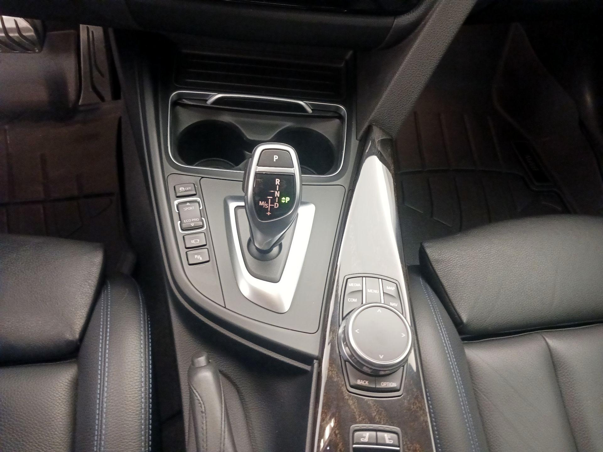 Thumbnail: 2019 BMW 4 Series - 17