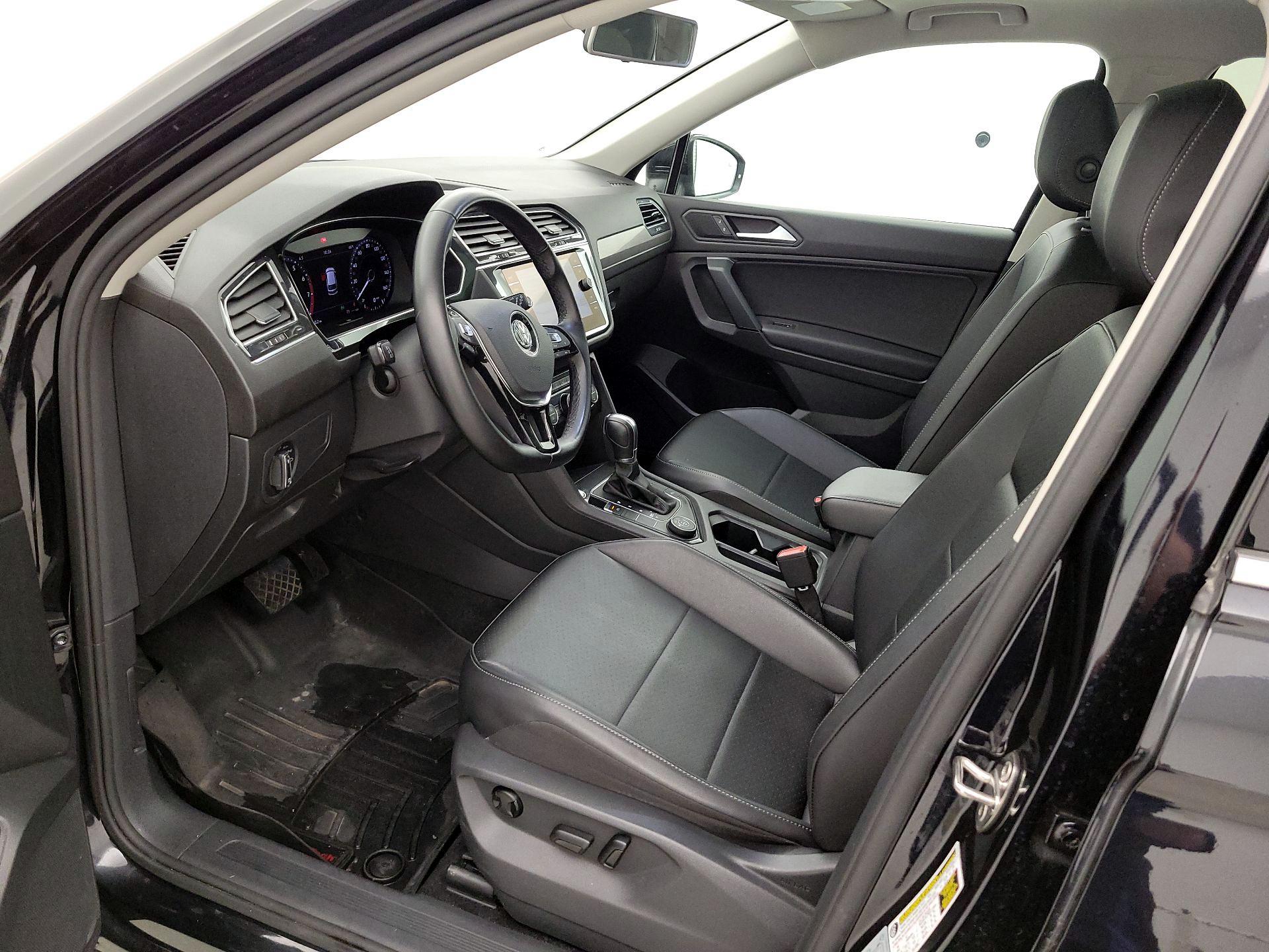Thumbnail: 2019 Volkswagen Tiguan - 11