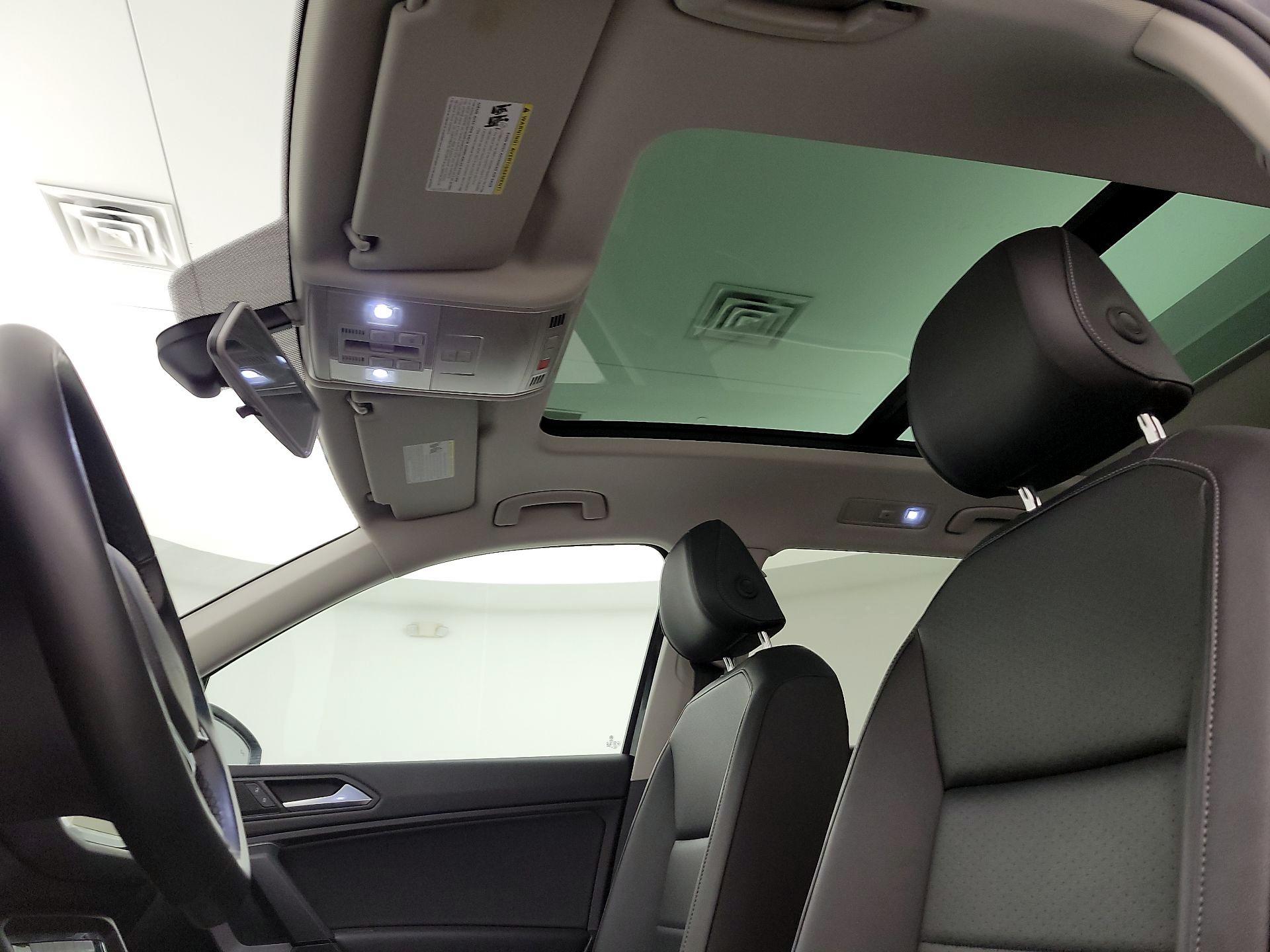 Thumbnail: 2019 Volkswagen Tiguan - 20
