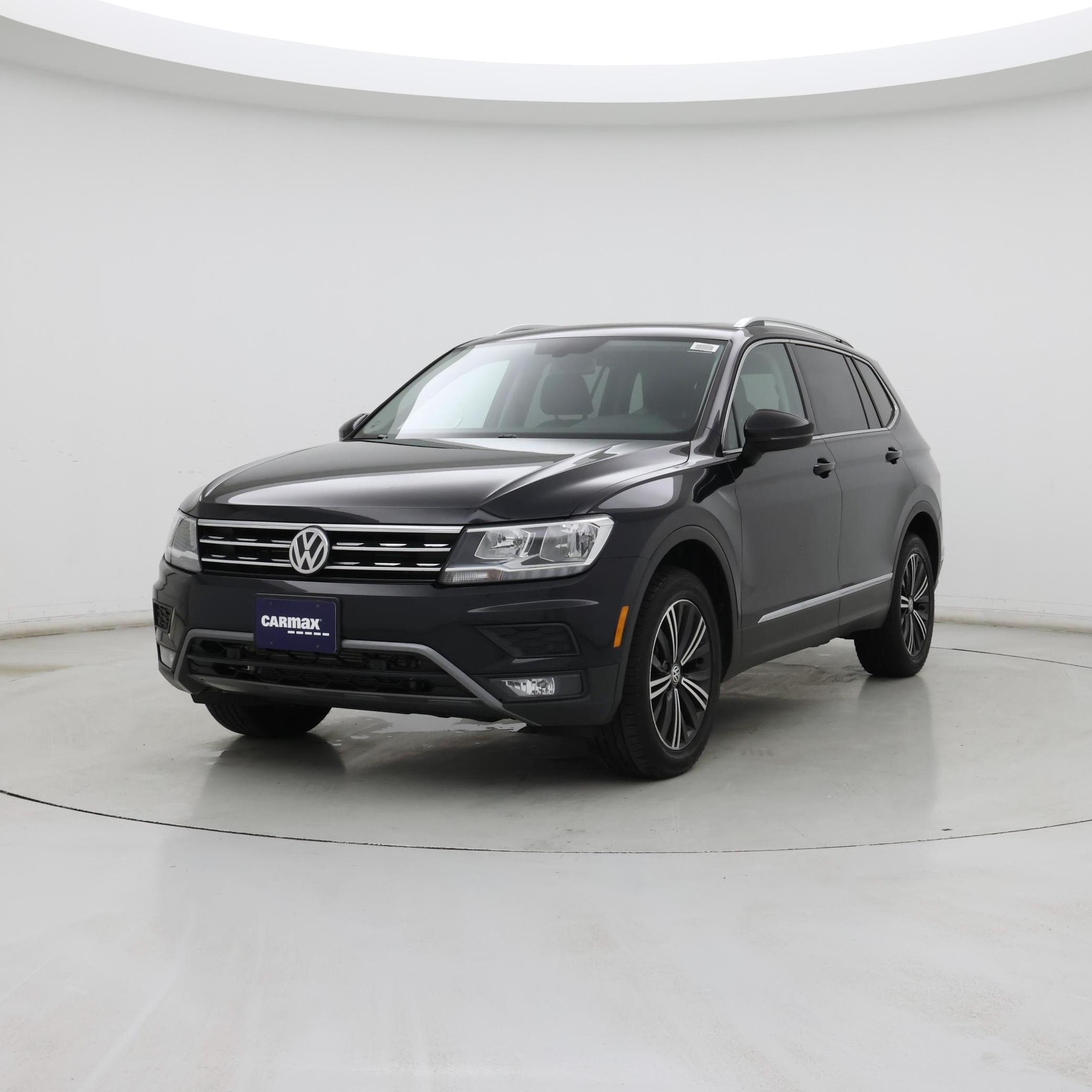 Thumbnail: 2019 Volkswagen Tiguan - 4