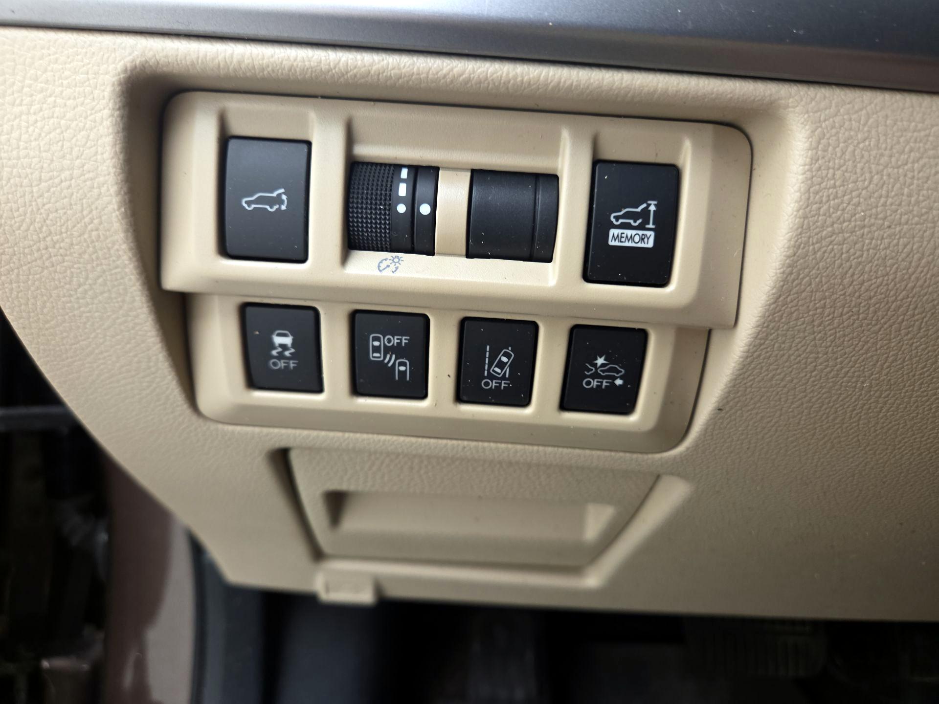 Thumbnail: 2019 Subaru Outback - 13