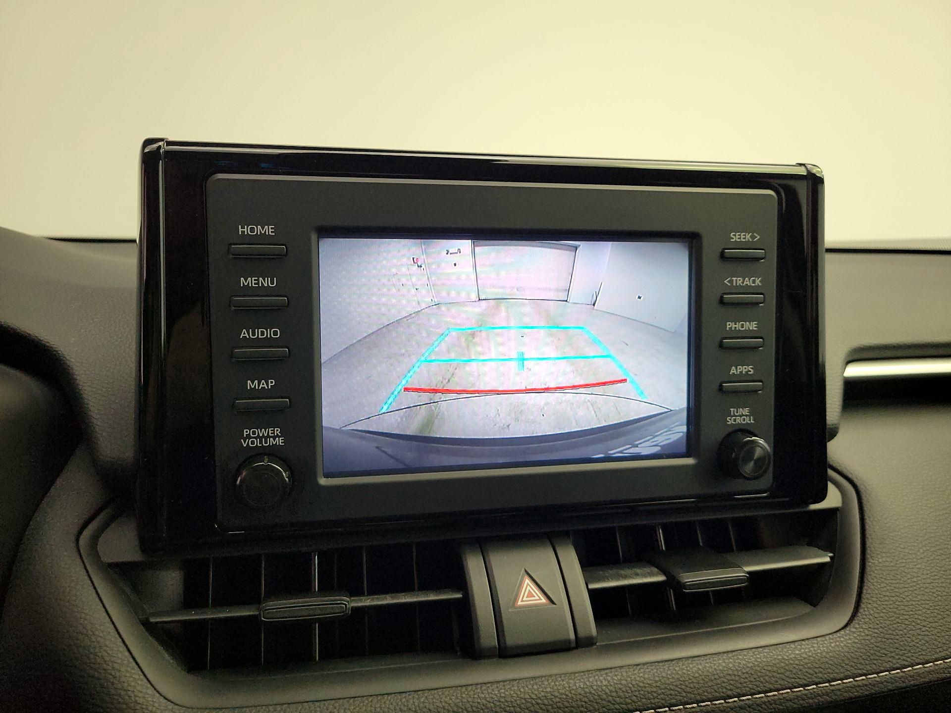 Thumbnail: 2019 Toyota RAV4 - 14