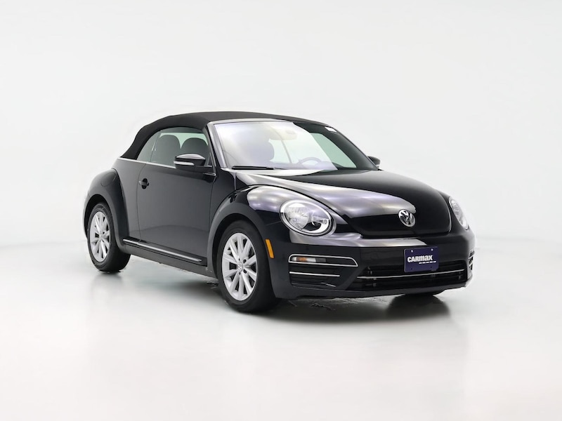 2019 Volkswagen Beetle S -
                  Kenosha, WI