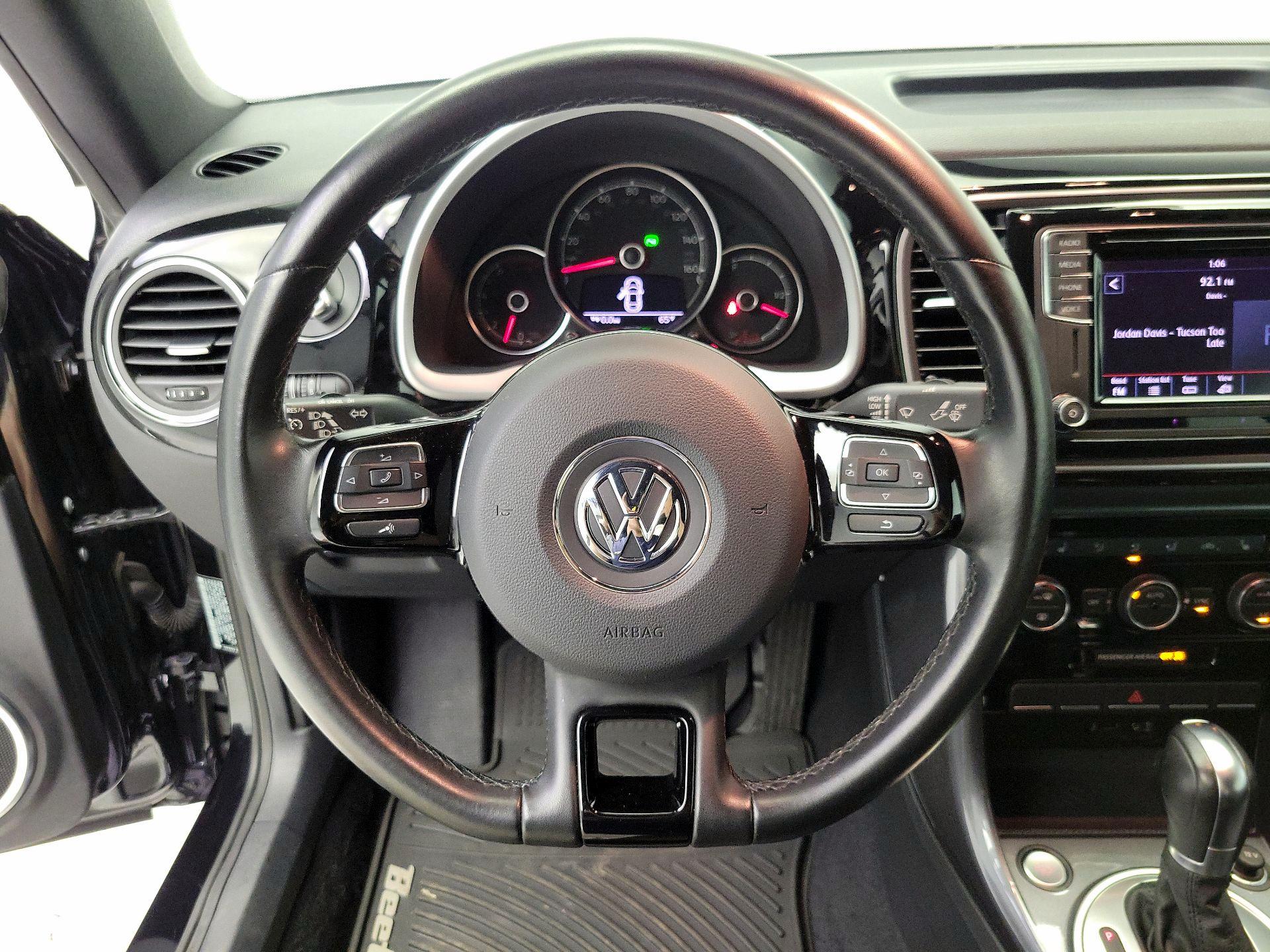 Thumbnail: 2019 Volkswagen Beetle - 10