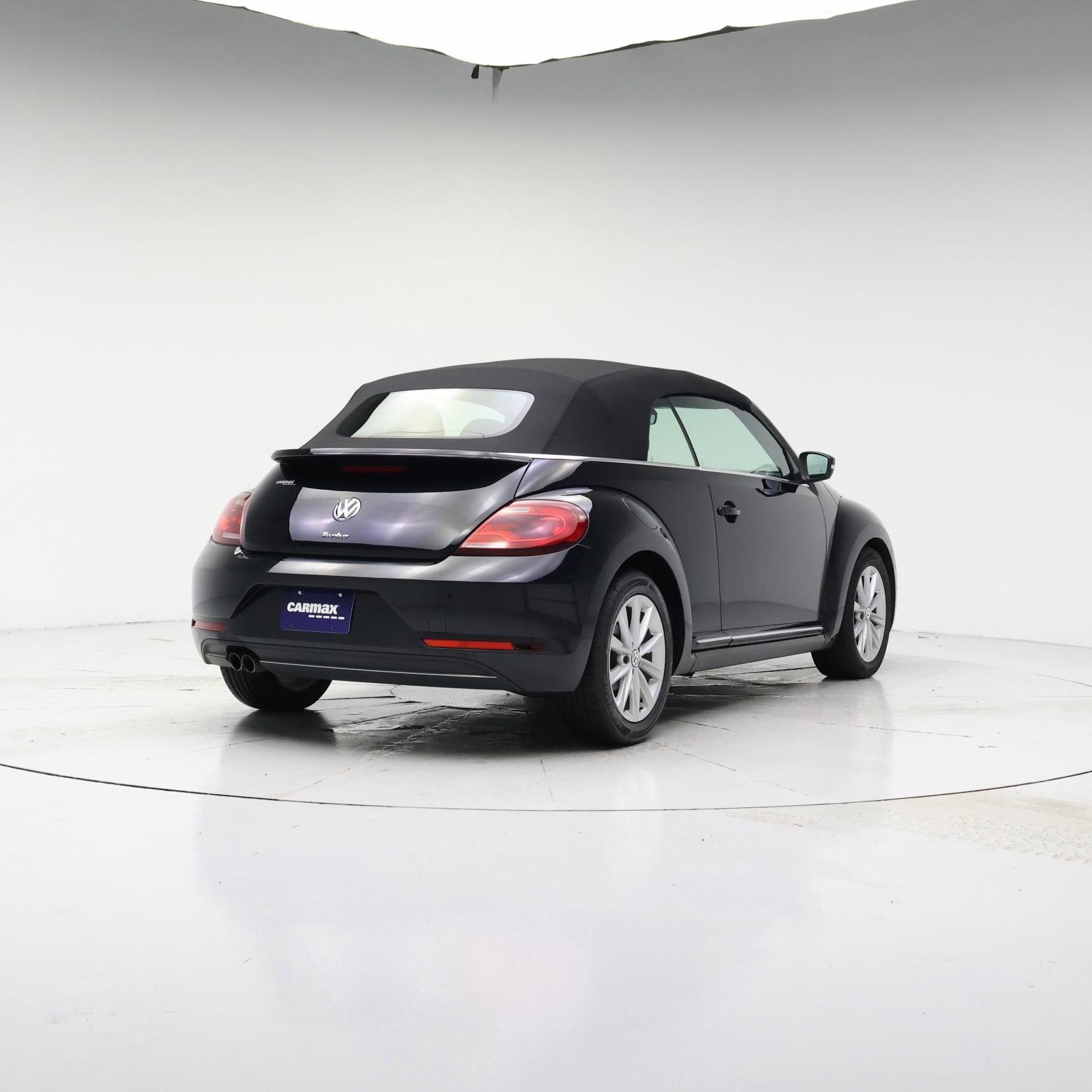 Thumbnail: 2019 Volkswagen Beetle - 8