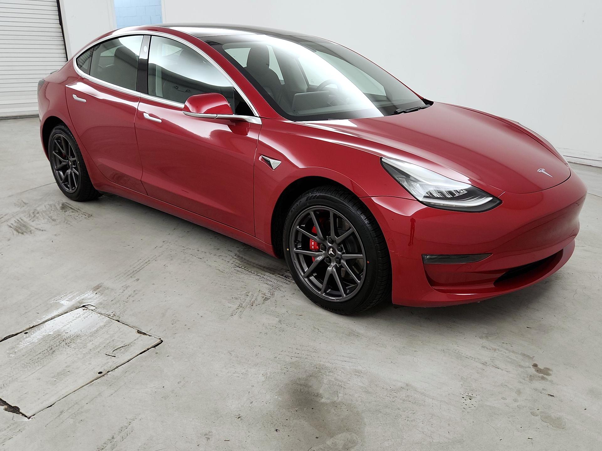 Thumbnail: 2020 Tesla Model 3 - 1