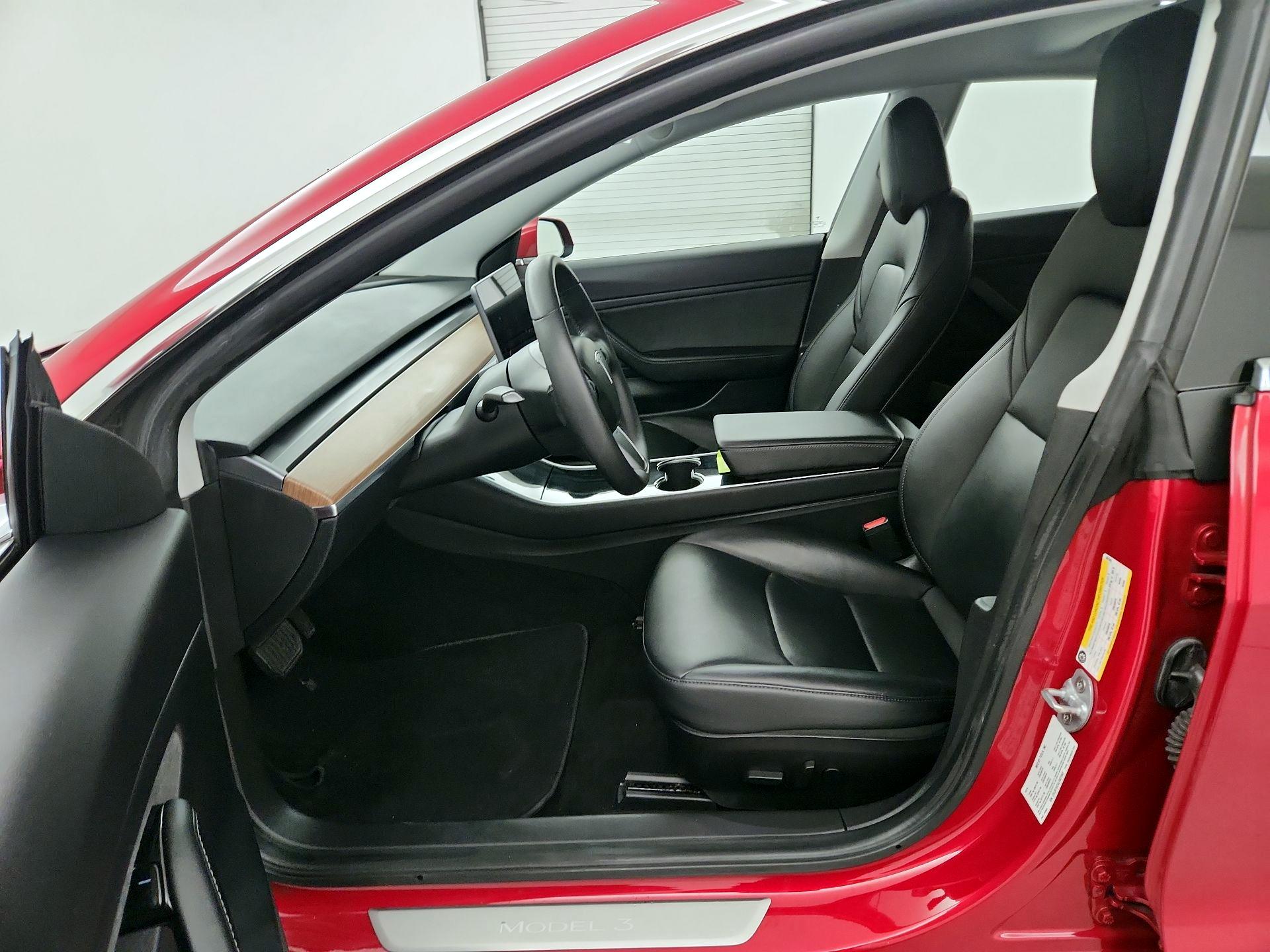 Thumbnail: 2020 Tesla Model 3 - 9