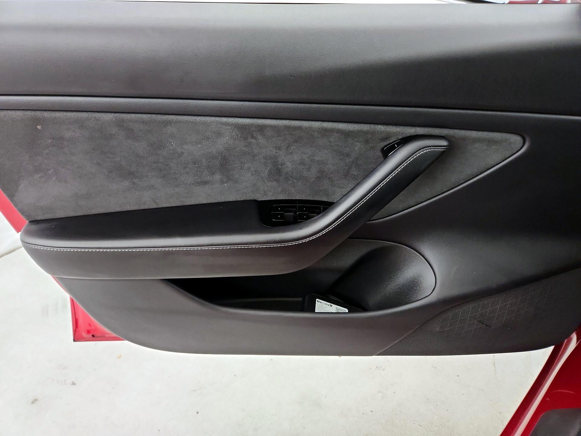 Thumbnail: 2020 Tesla Model 3 - 10