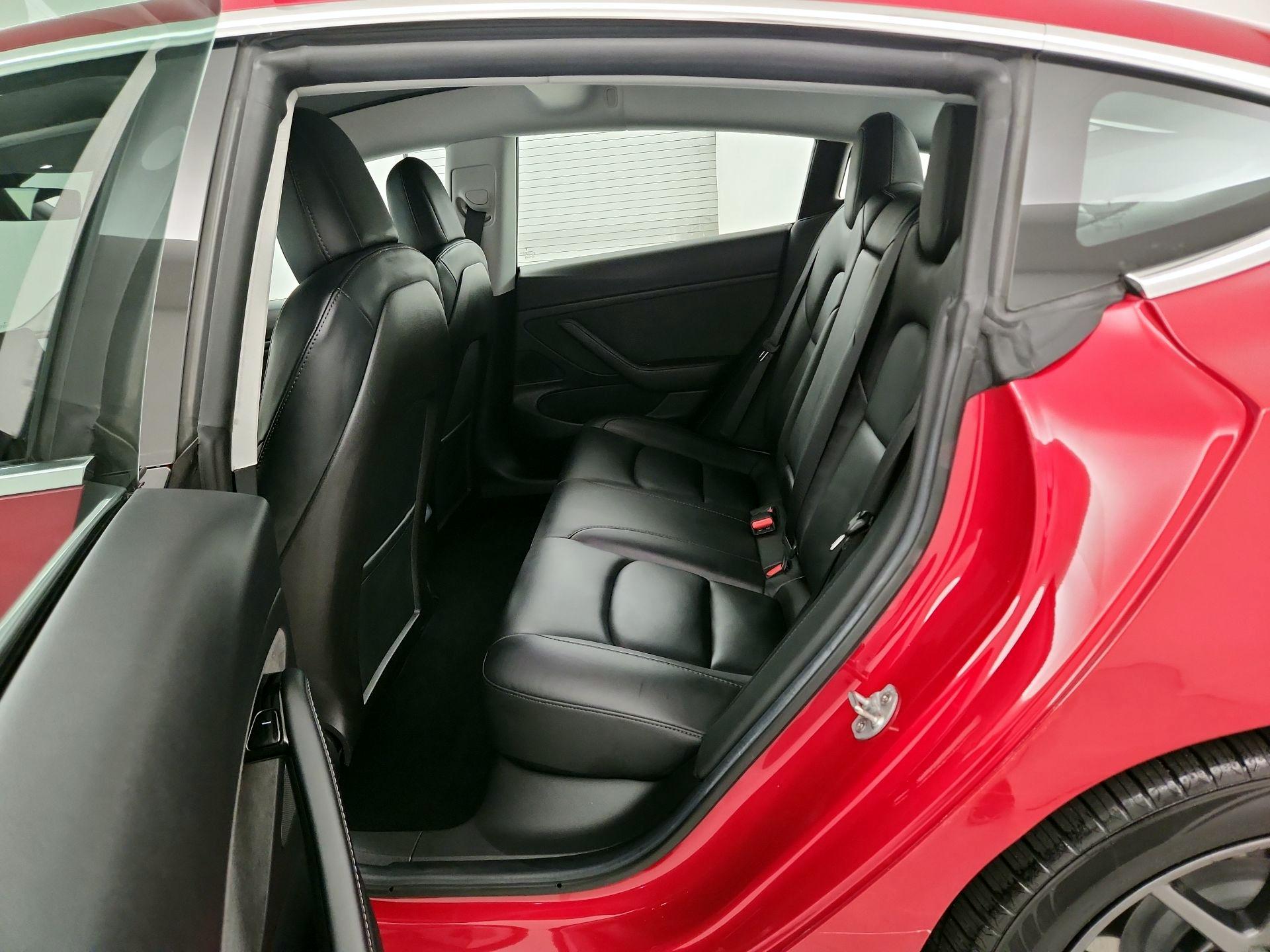 Thumbnail: 2020 Tesla Model 3 - 16