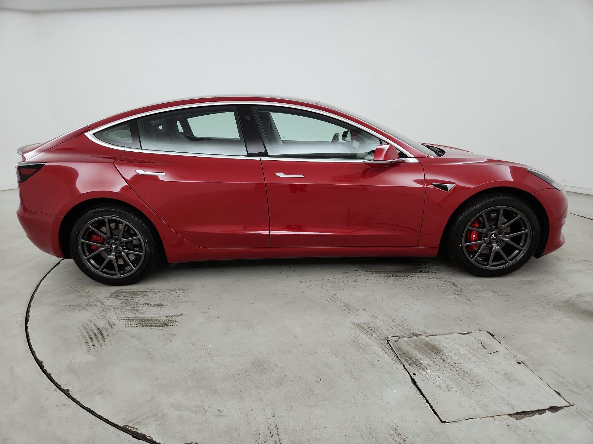 Thumbnail: 2020 Tesla Model 3 - 4