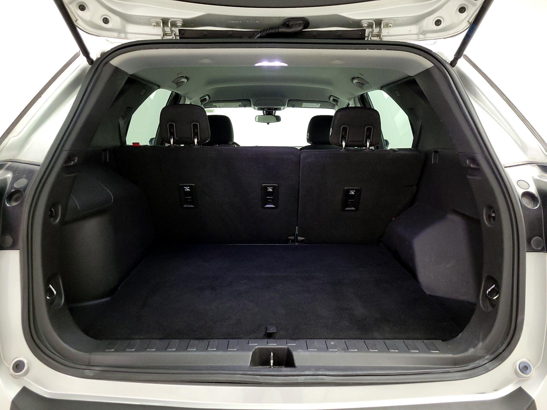 Thumbnail: 2019 Chevrolet Equinox - 20