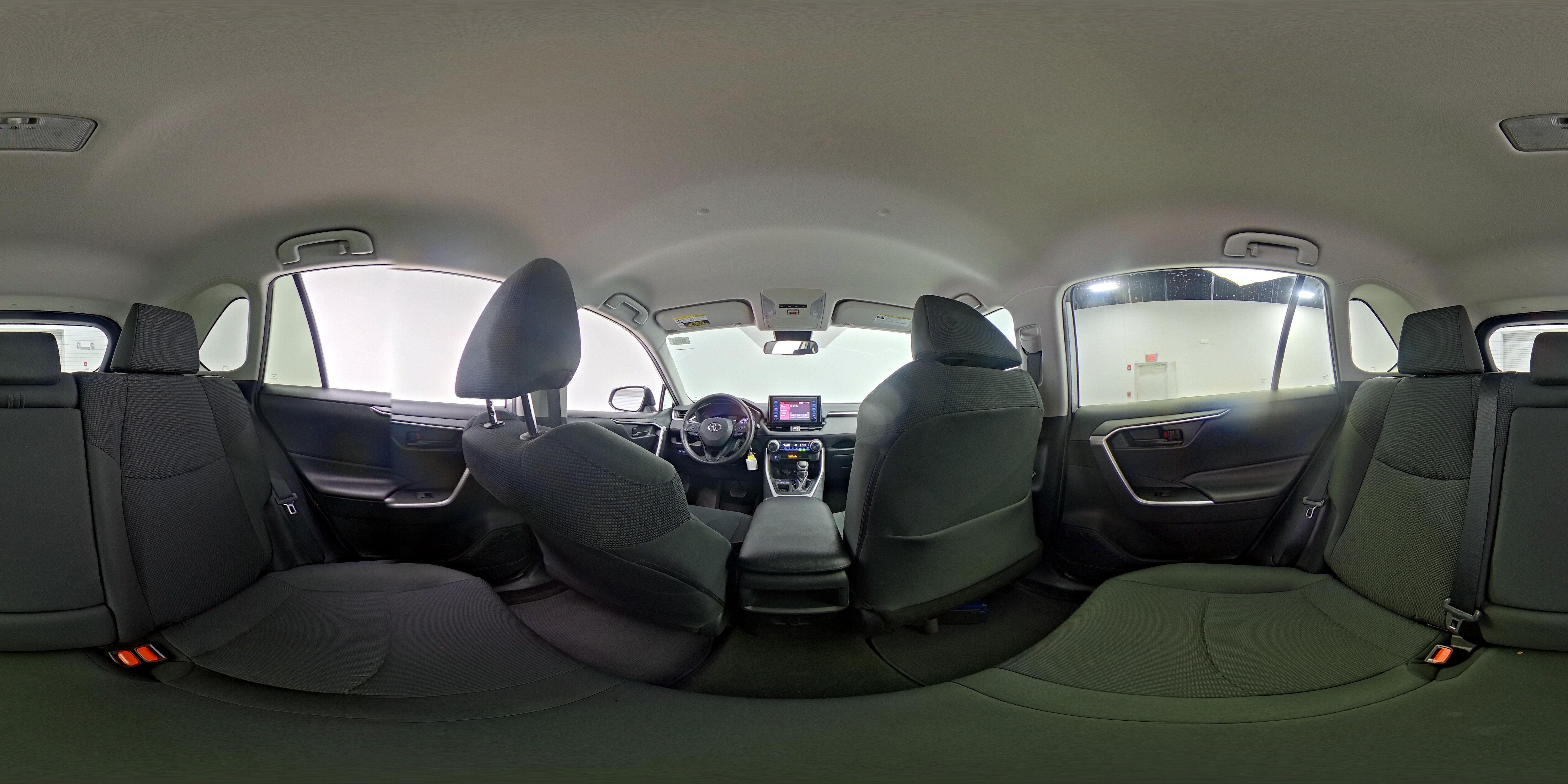 2019 Toyota RAV4 LE - Photo 25