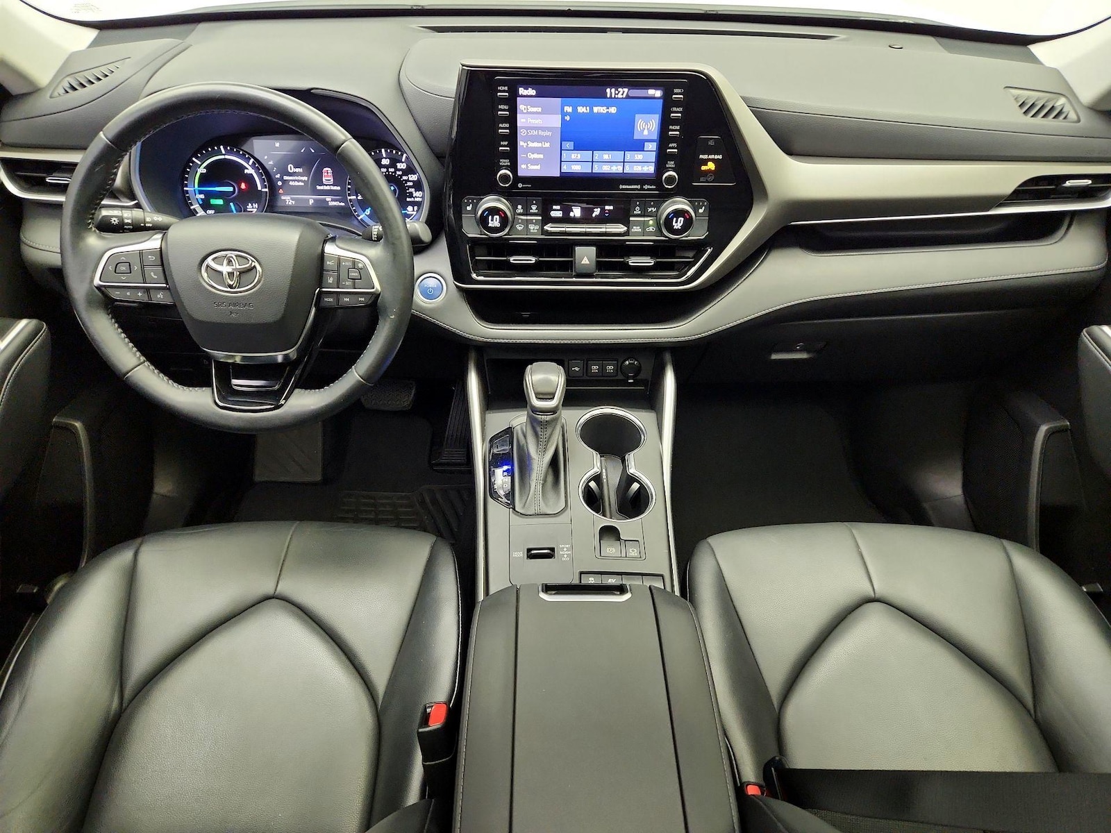 2021 Toyota Highlander XLE - Photo 10