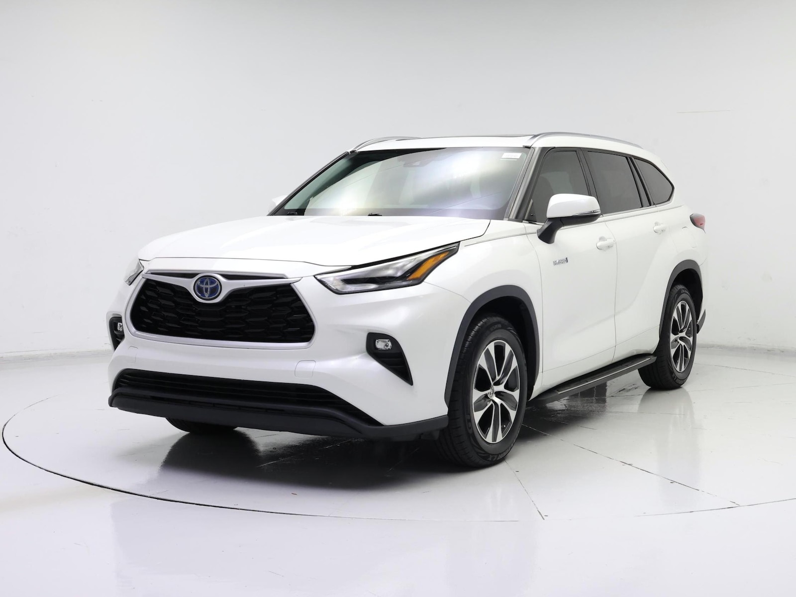2021 Toyota Highlander XLE - Photo 5