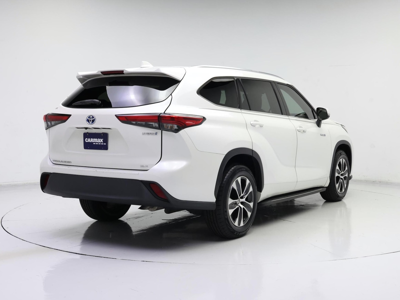 2021 Toyota Highlander XLE - Photo 9