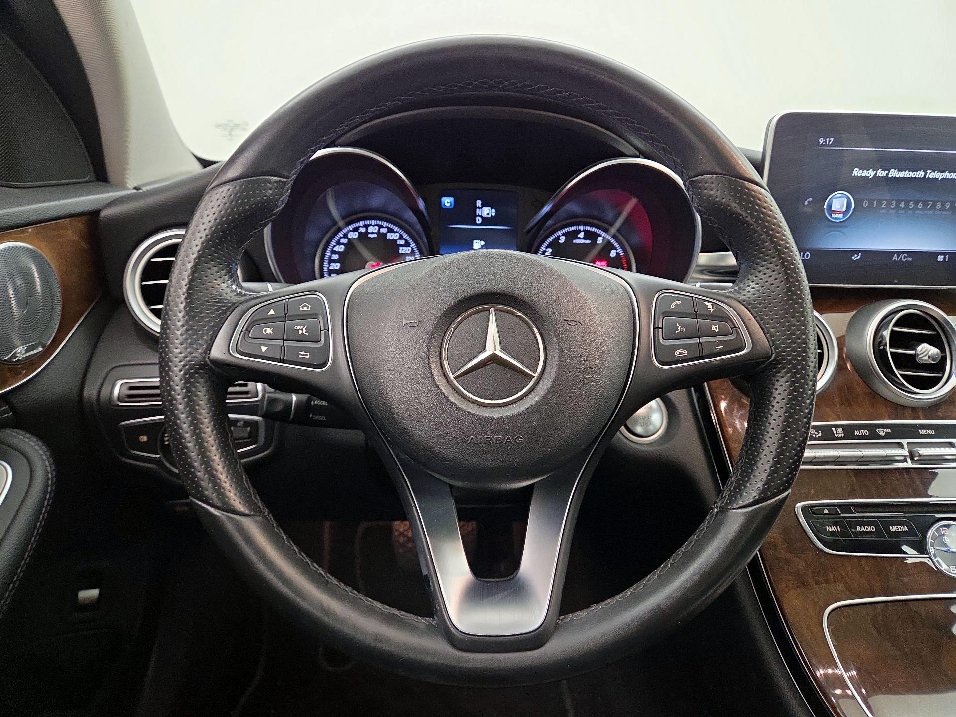 Thumbnail: 2015 Mercedes-Benz C-Class - 10