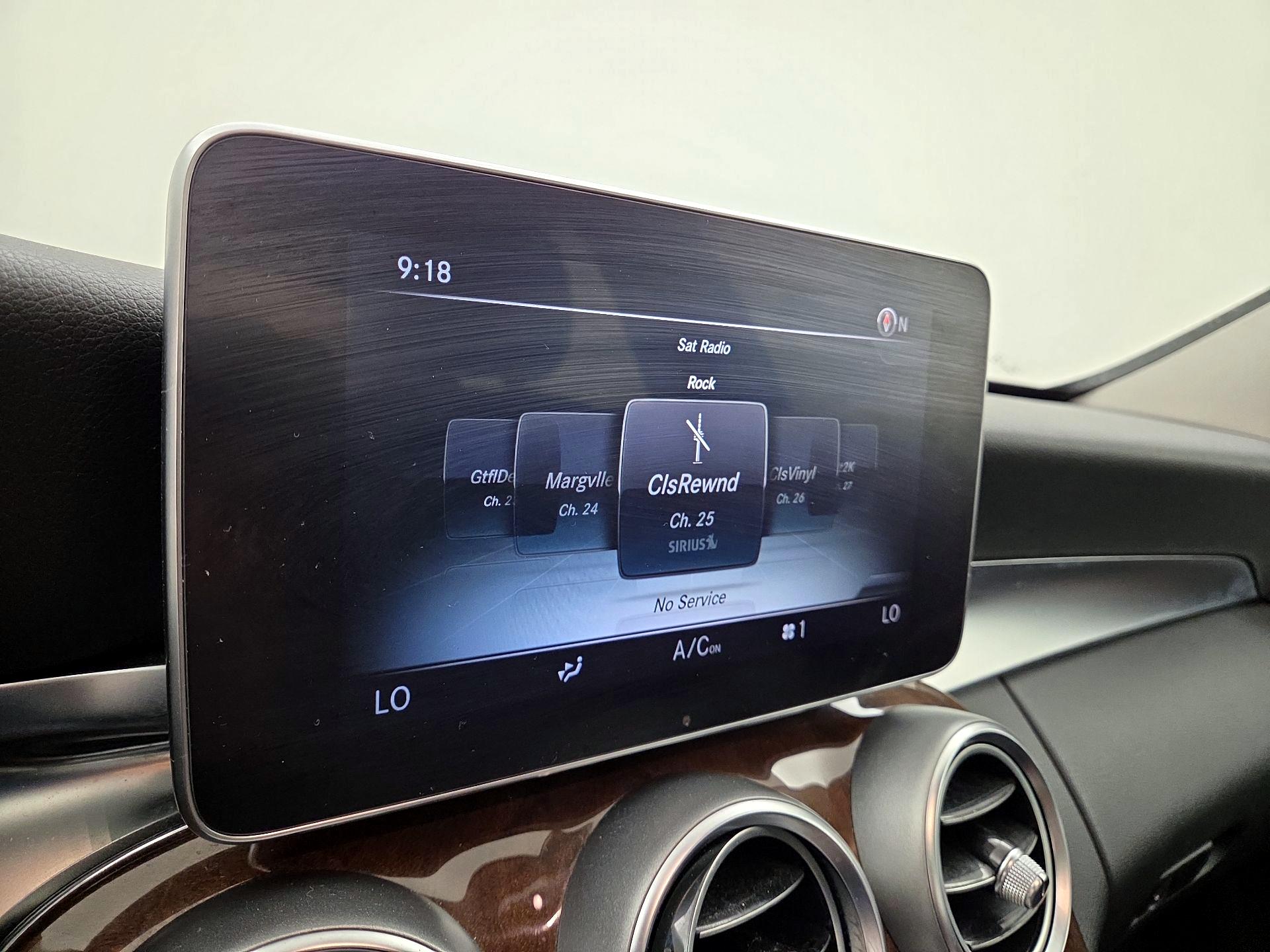 Thumbnail: 2015 Mercedes-Benz C-Class - 16
