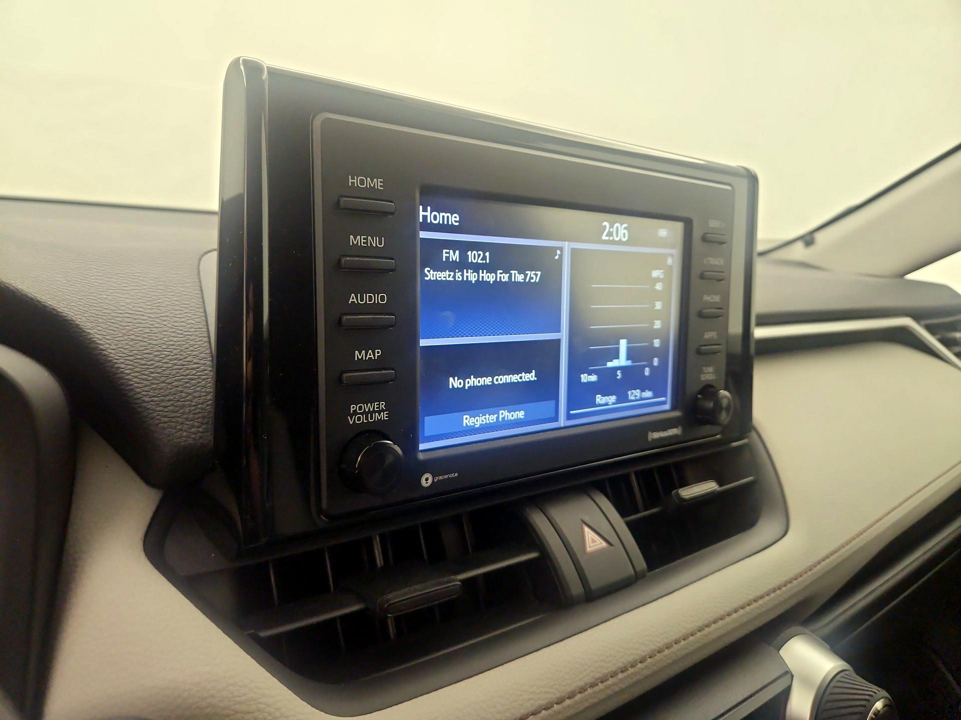 Thumbnail: 2021 Toyota RAV4 - 15