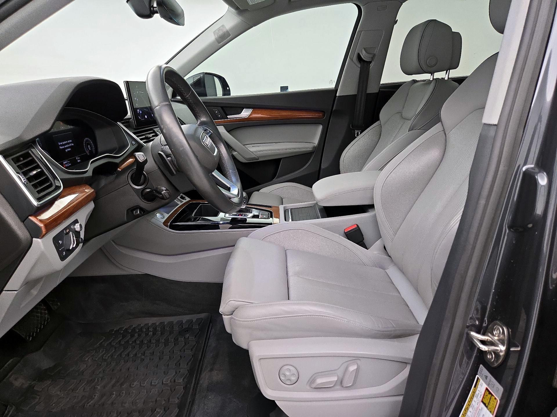 Thumbnail: 2021 Audi Q5 - 11