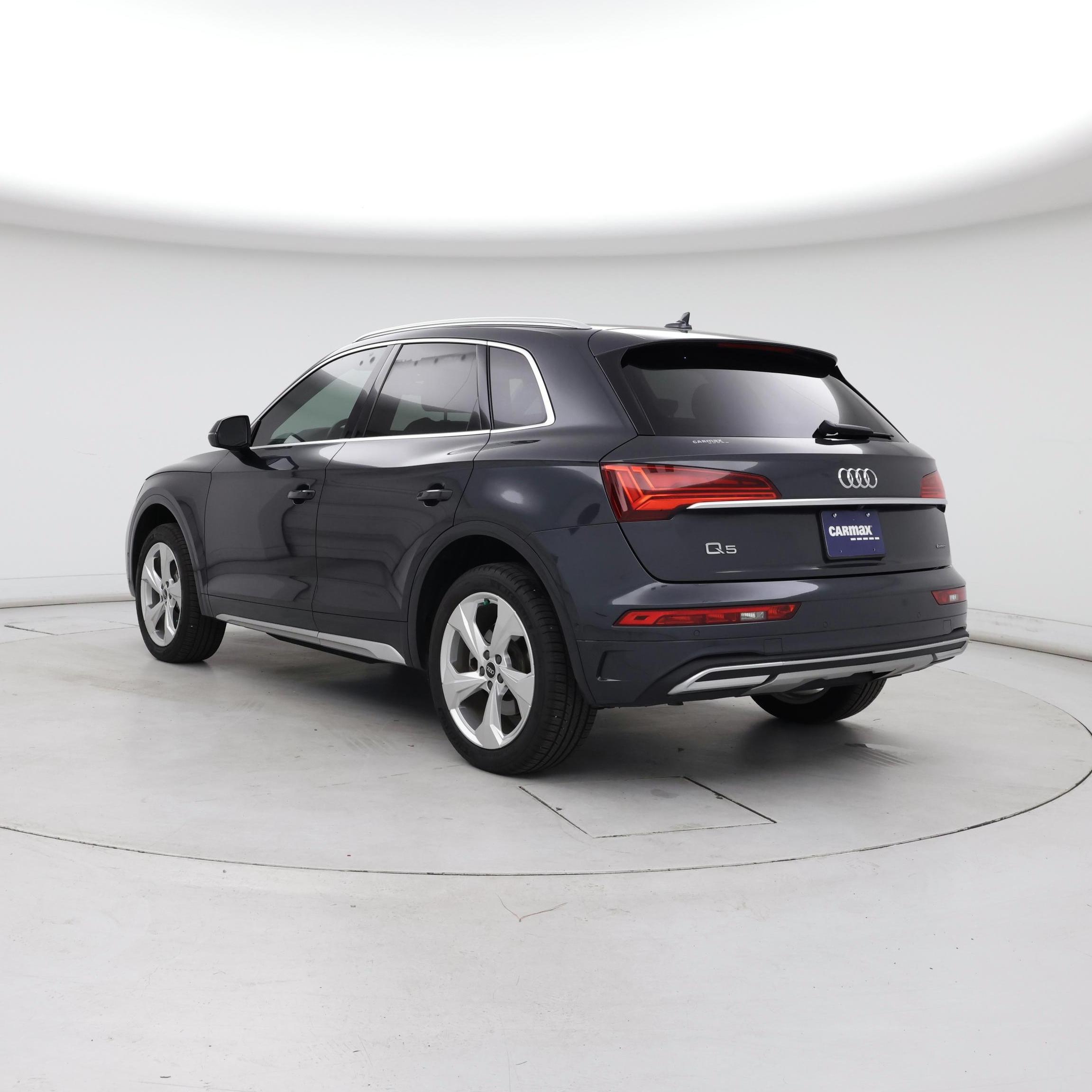 Thumbnail: 2021 Audi Q5 - 2