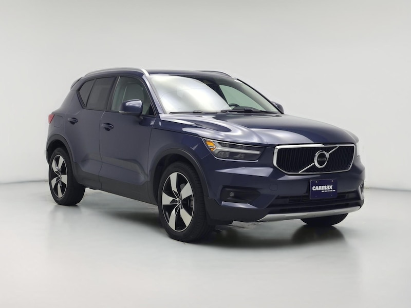 2022 Volvo XC40 T5 Momentum -
                  Irving, TX