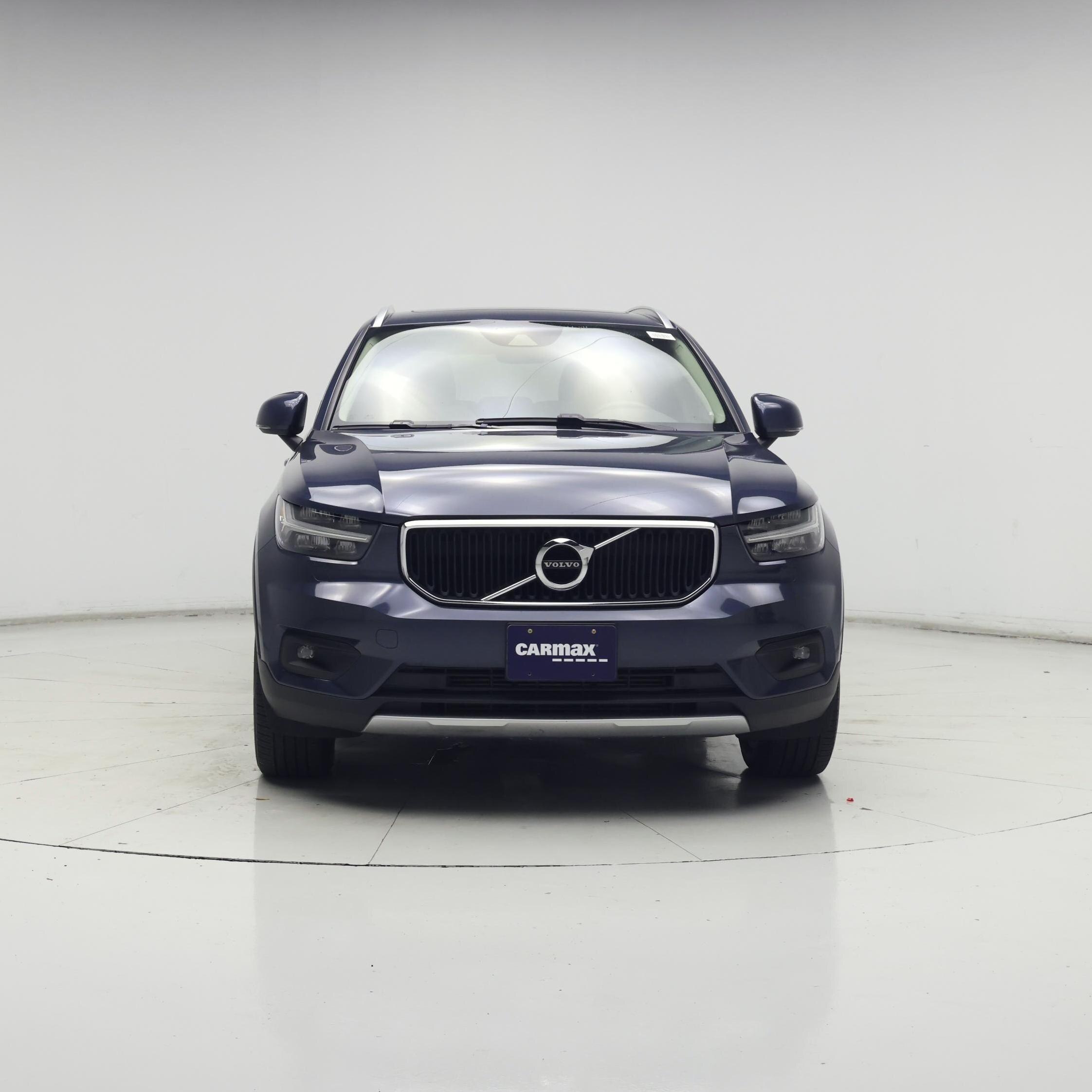 Thumbnail: 2022 Volvo XC40 - 5