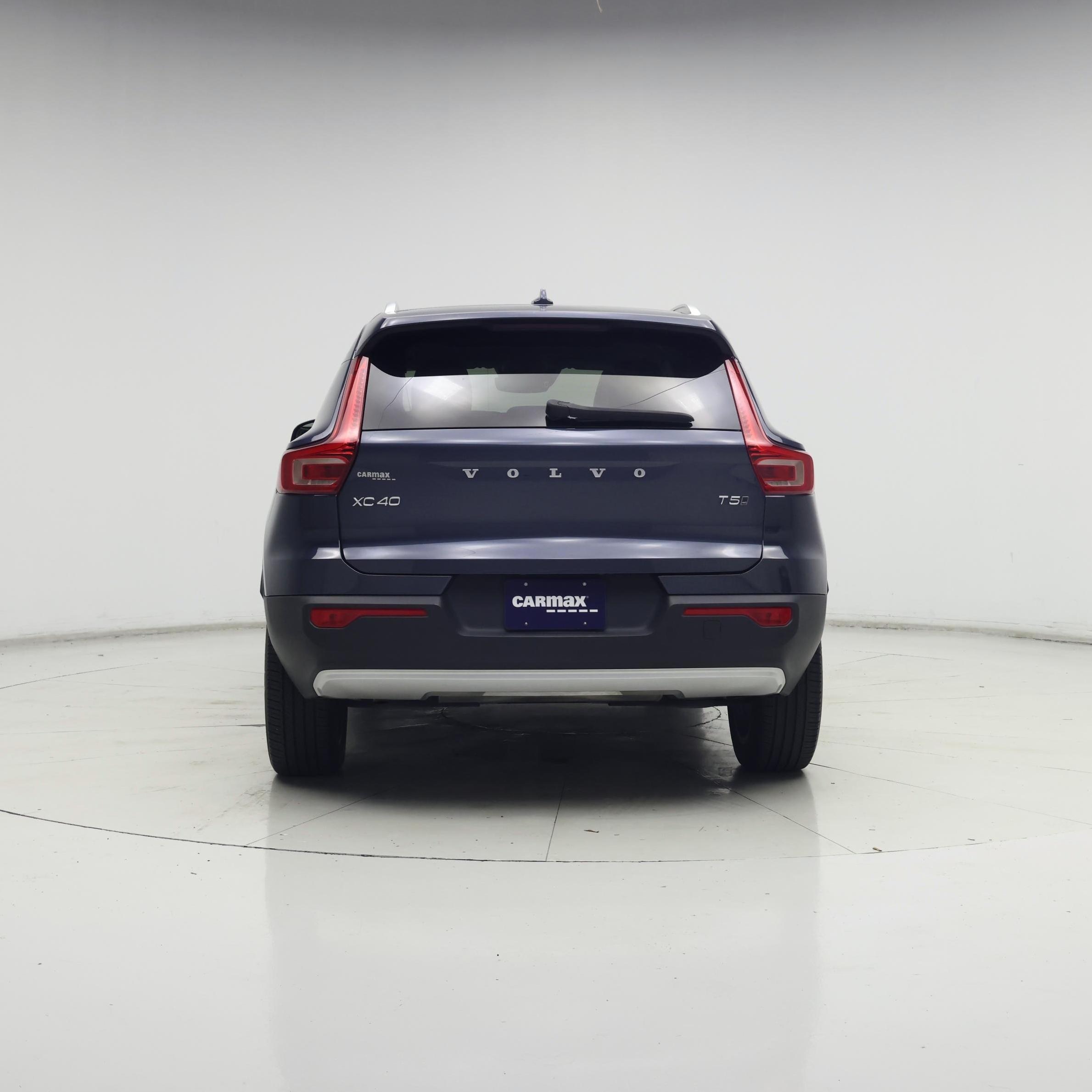 Thumbnail: 2022 Volvo XC40 - 6