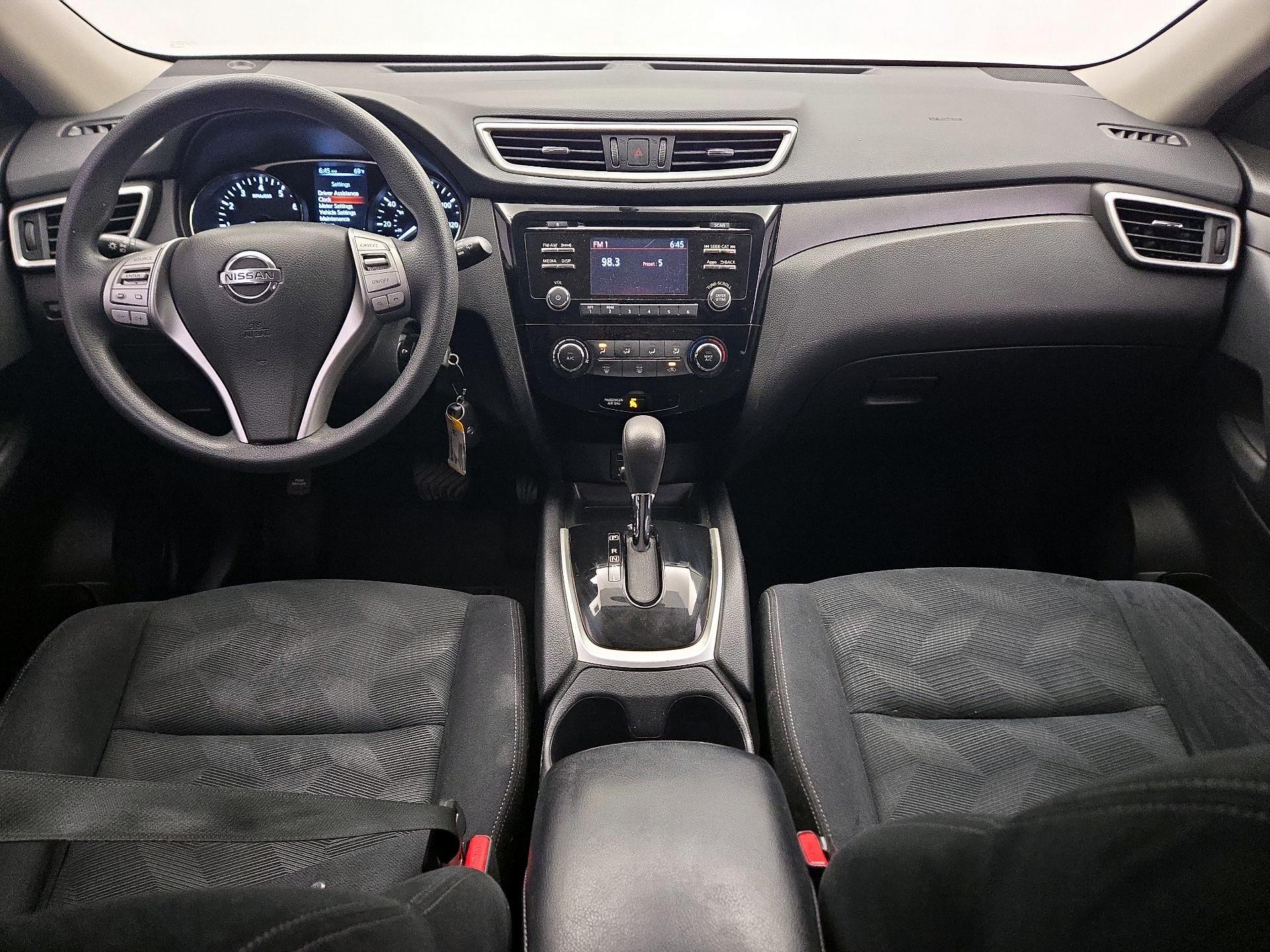 Thumbnail: 2016 Nissan Rogue - 9